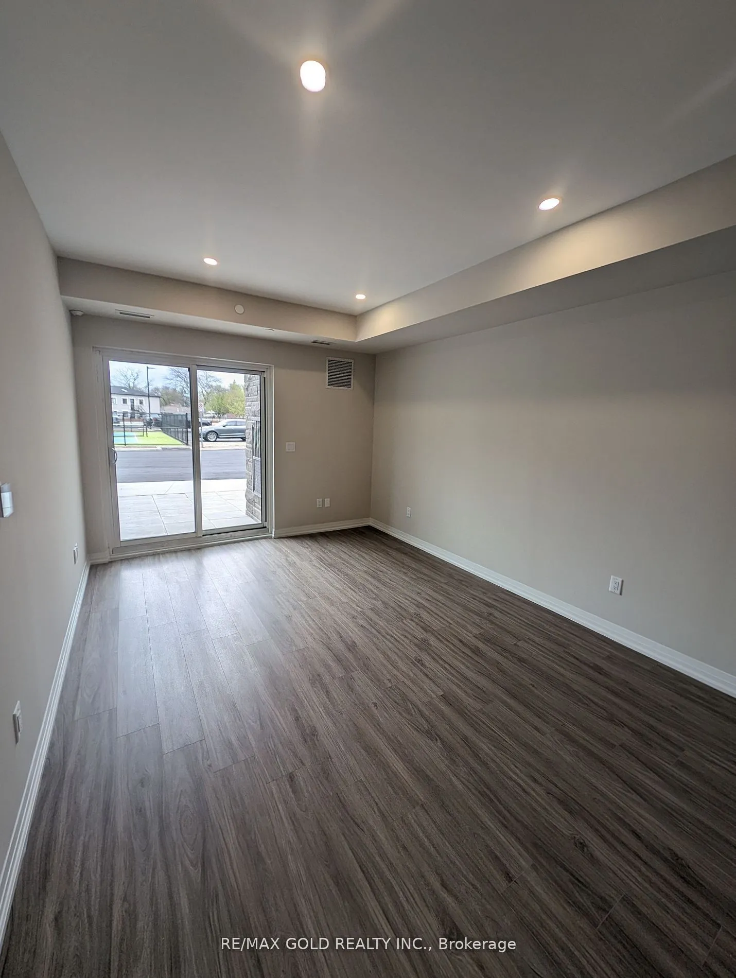 50 Herrick Avenue #105