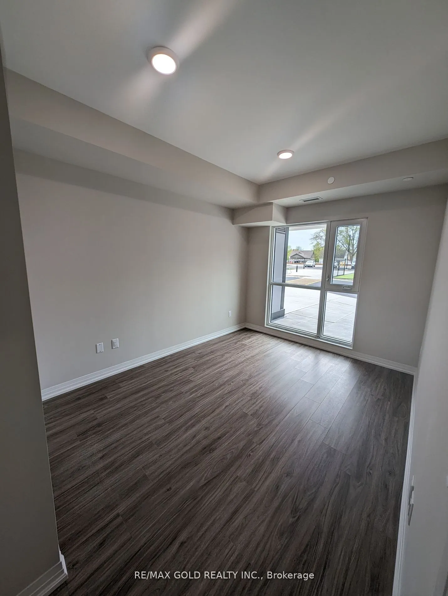 50 Herrick Avenue #105