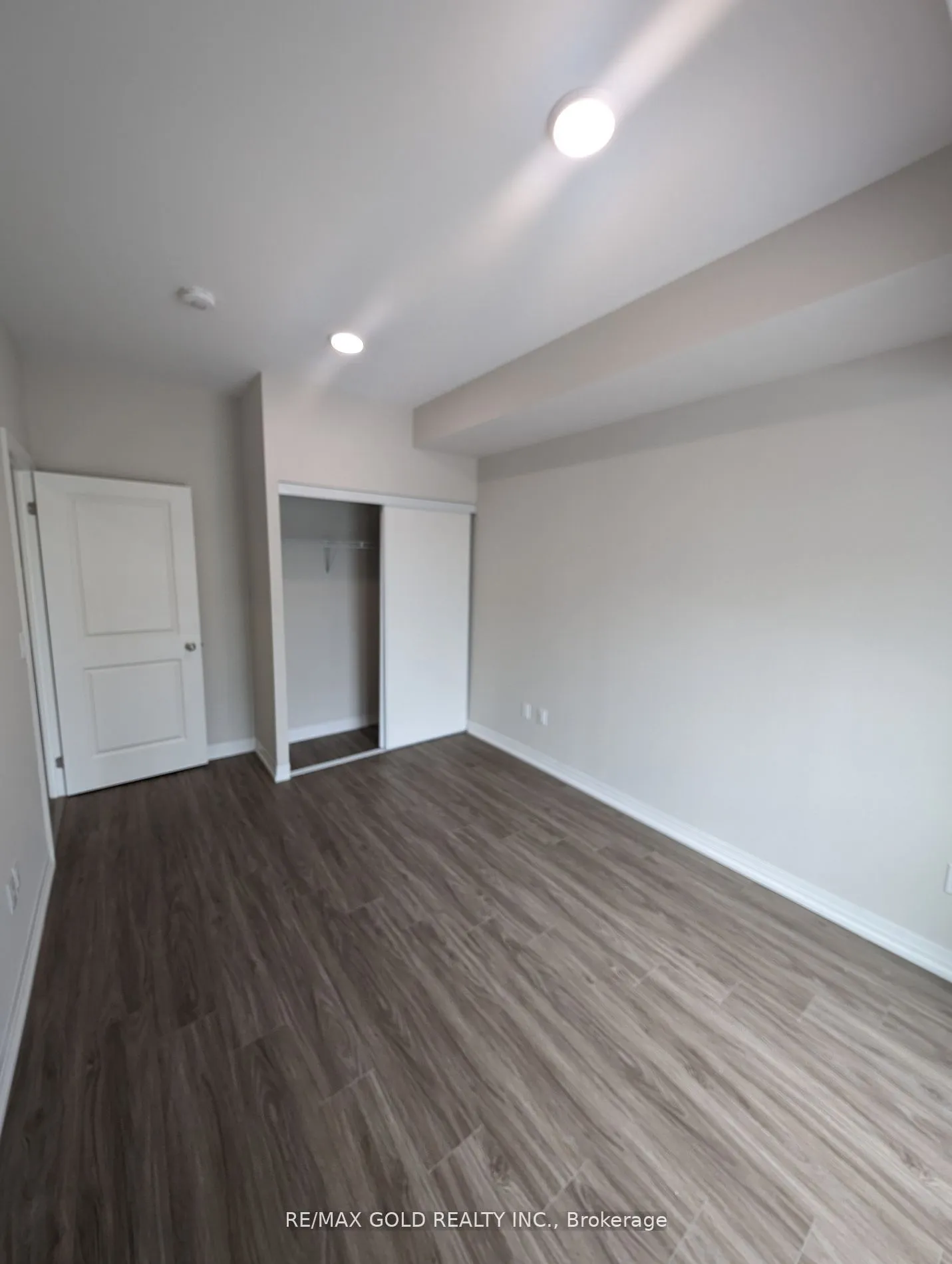 50 Herrick Avenue #105