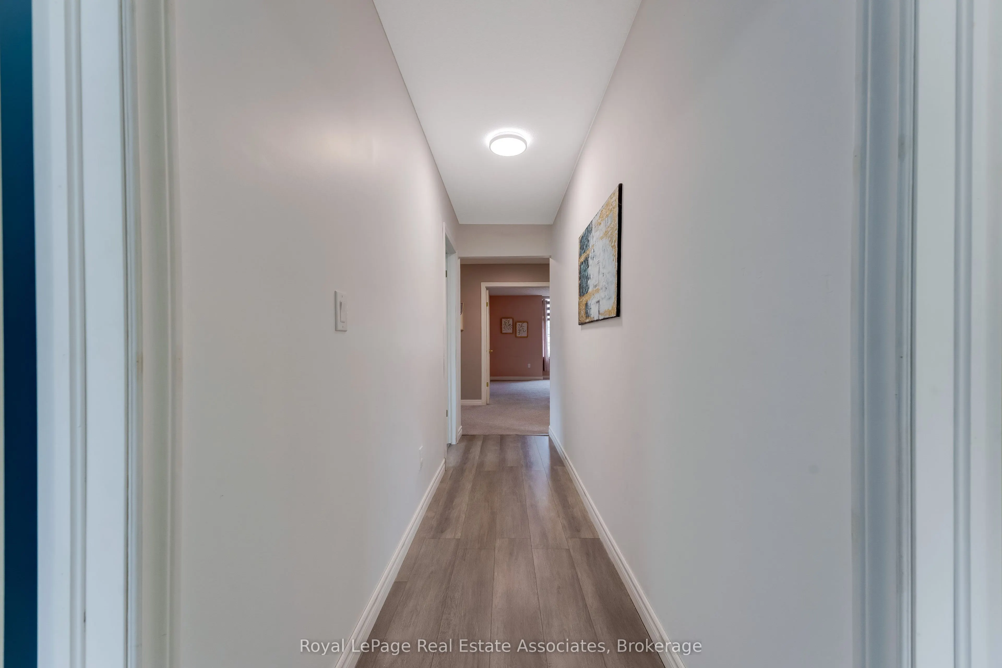 406 Sandy Cove Crescent