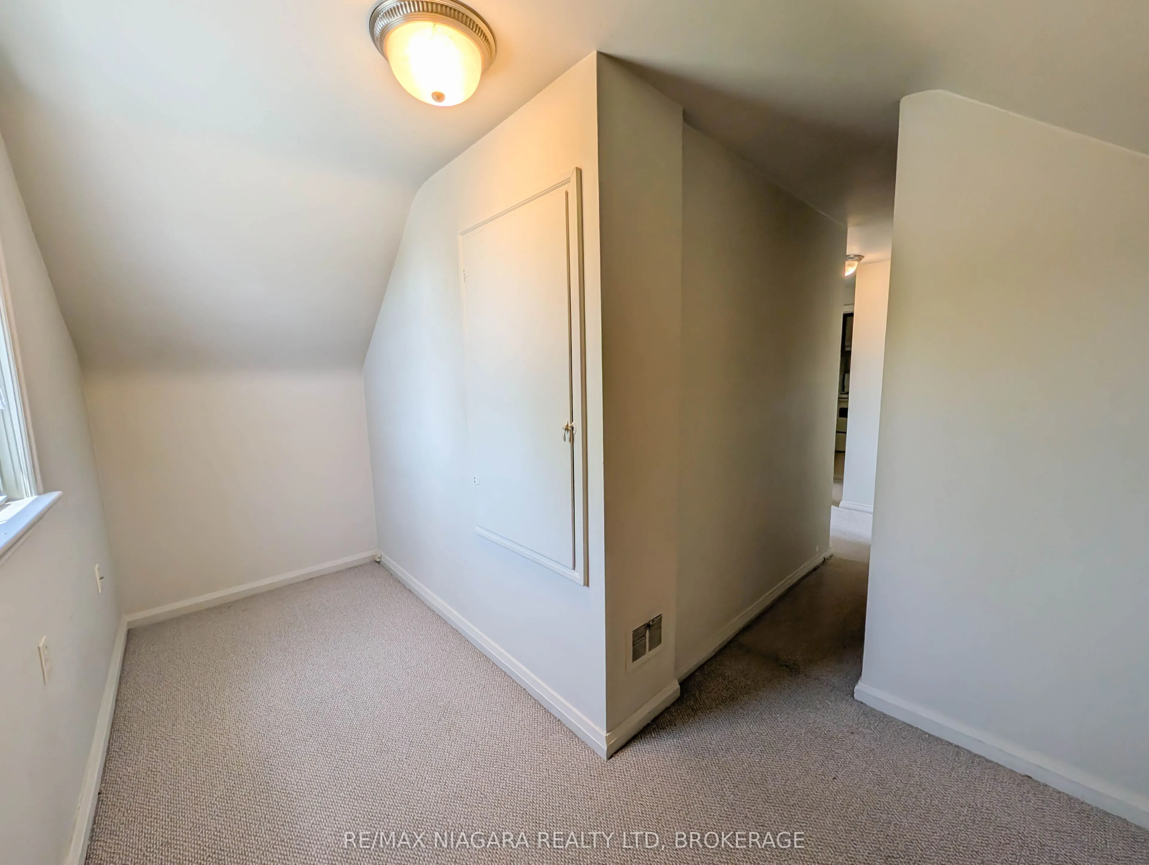 106 Haig Street
