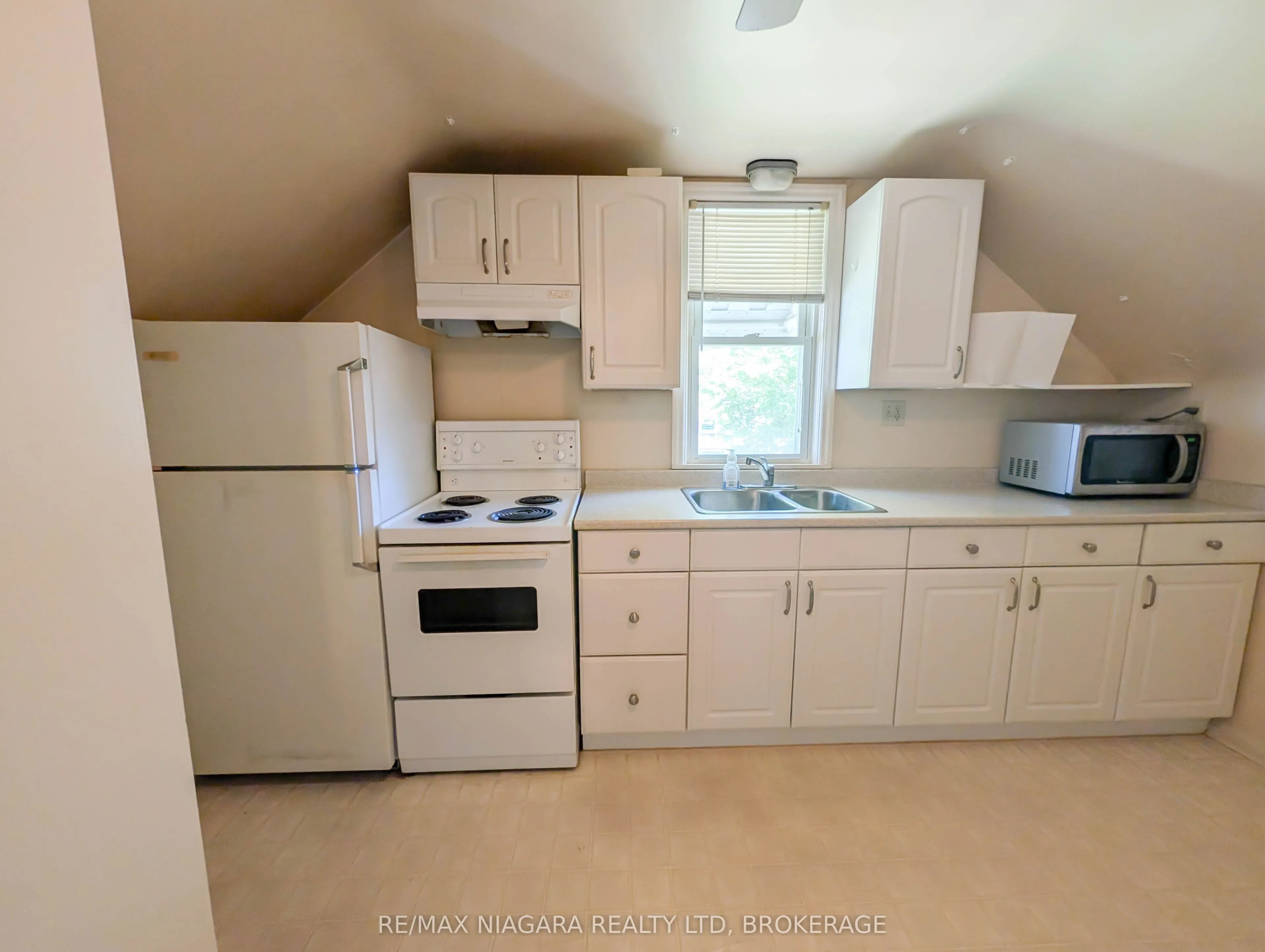 106 Haig Street