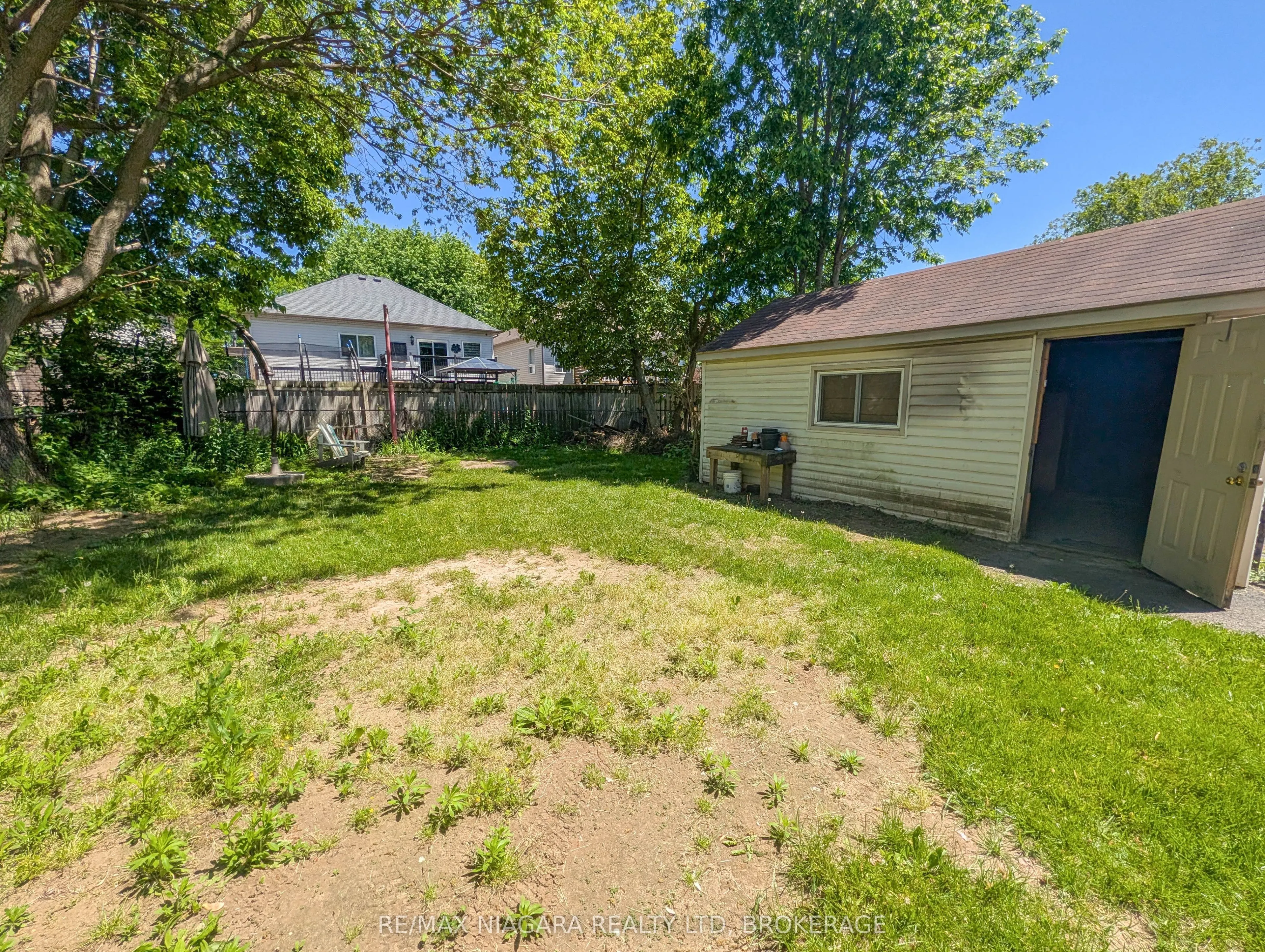 106 Haig Street