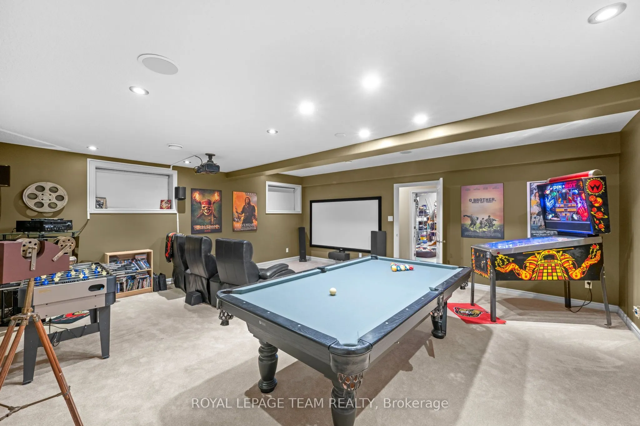 406 Mcintosh Way