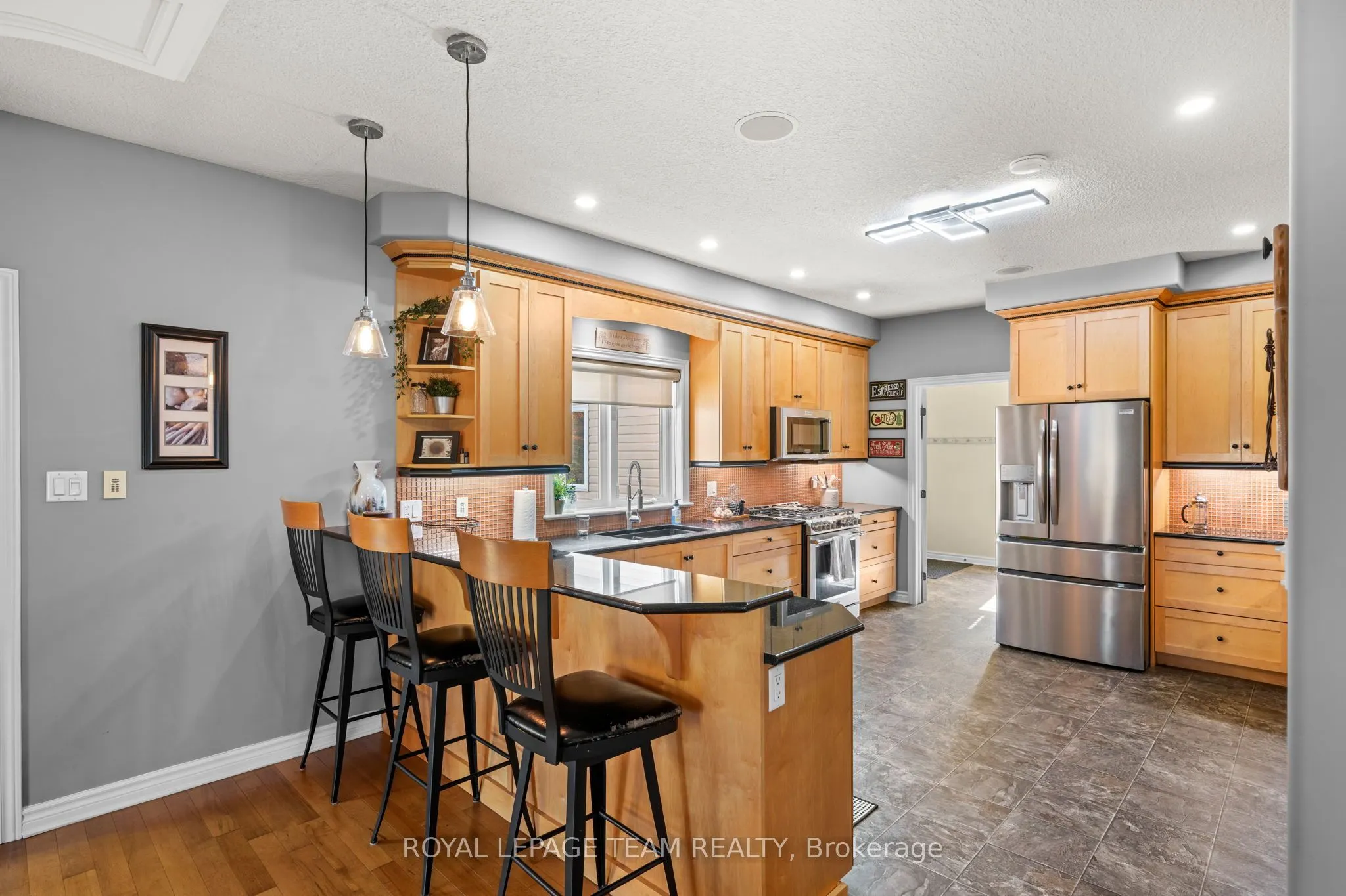 406 Mcintosh Way