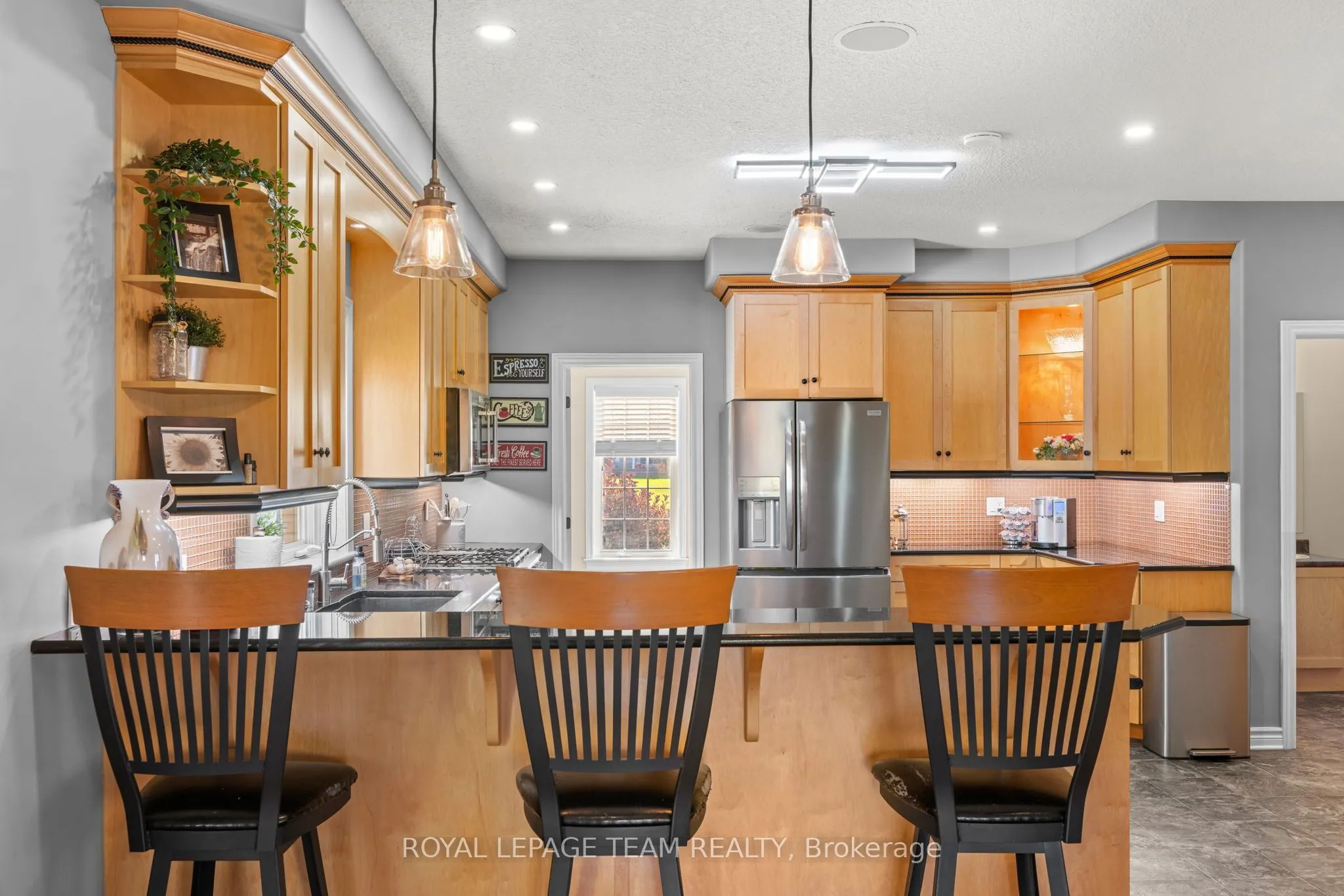 406 Mcintosh Way