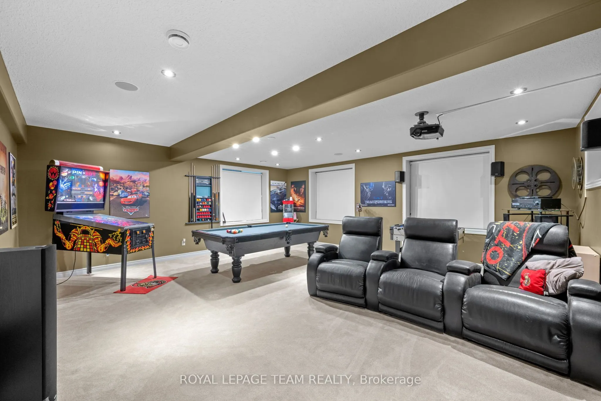 406 Mcintosh Way