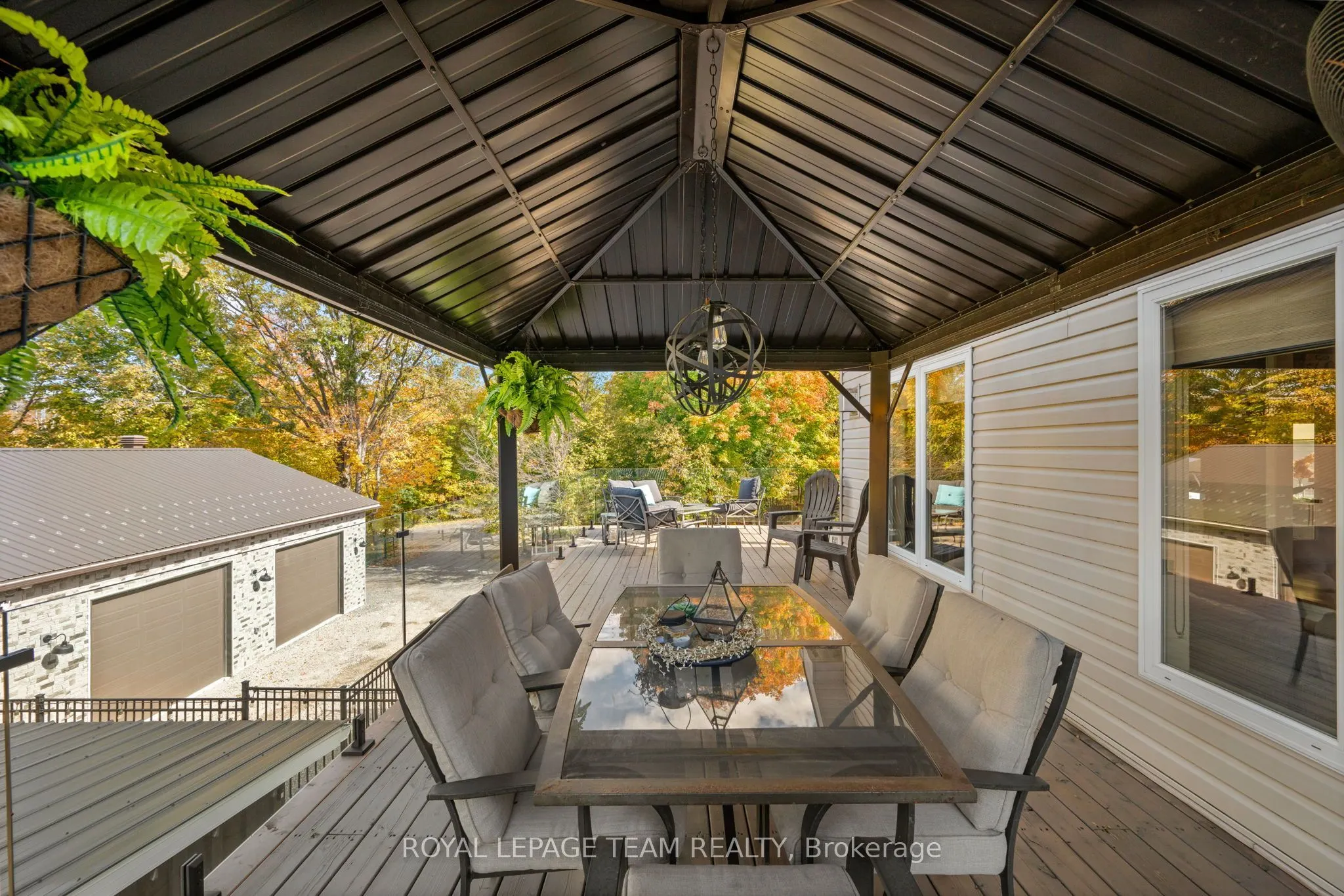 406 Mcintosh Way