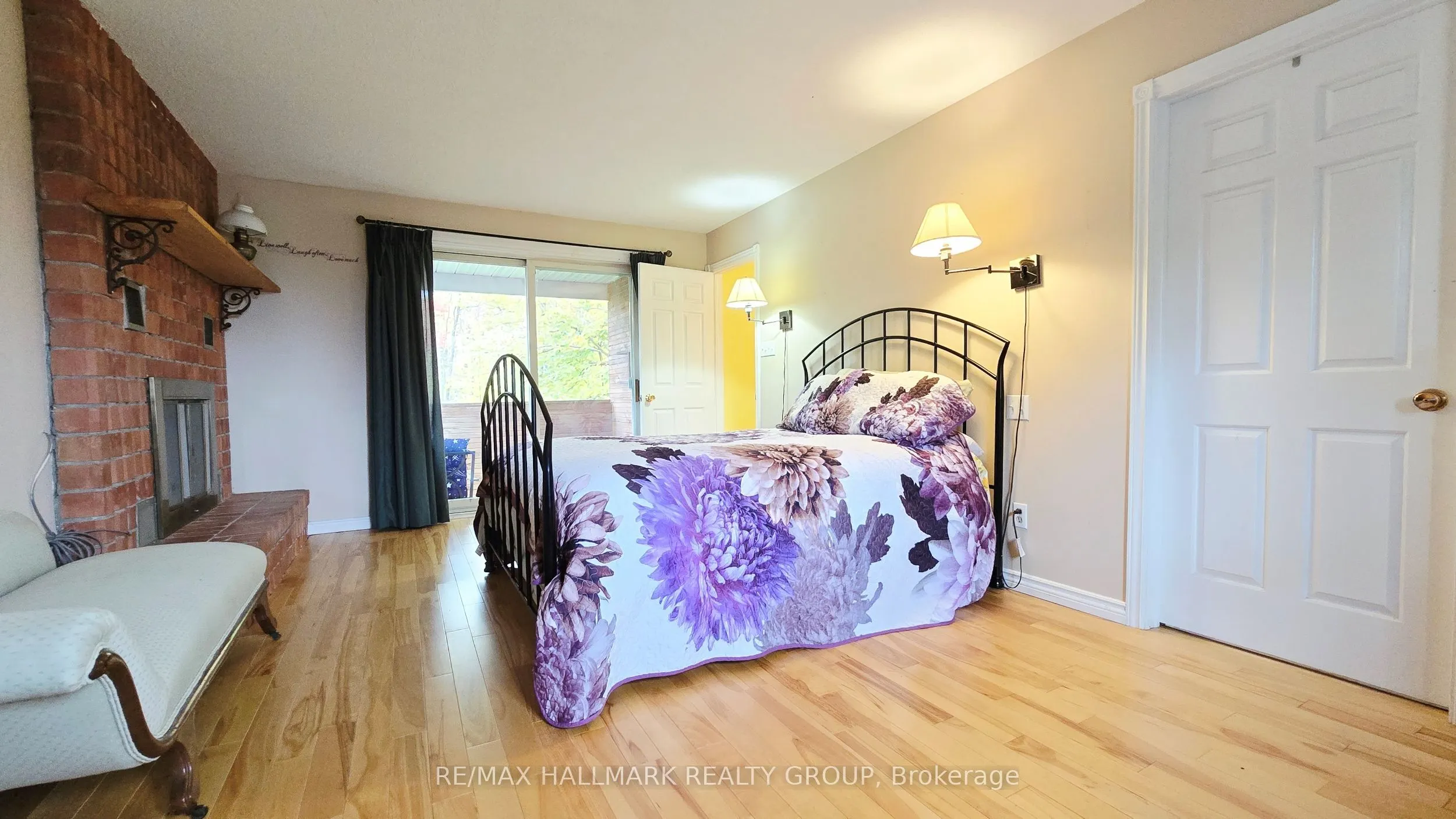 860 Munro Drive