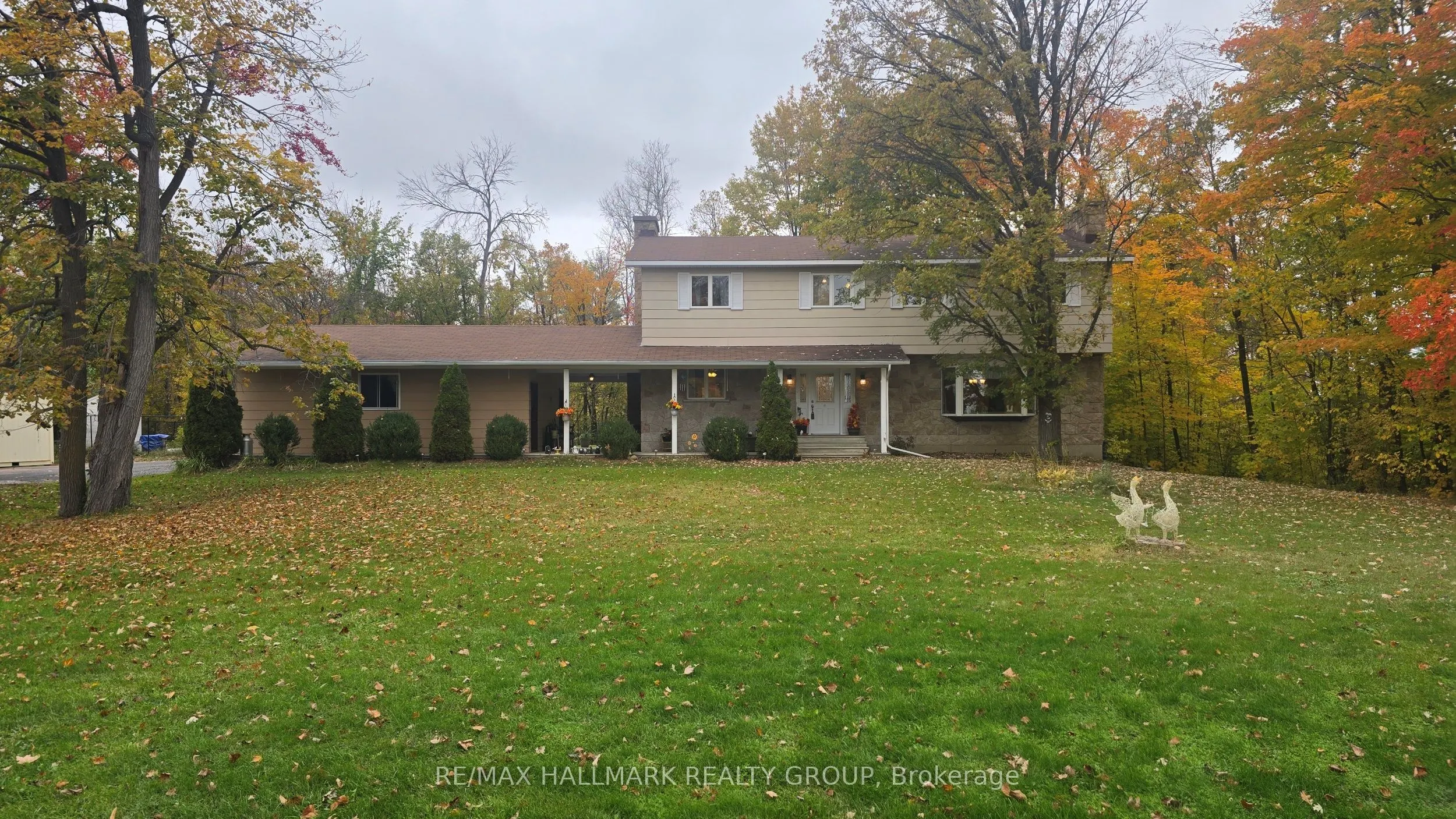 860 Munro Drive