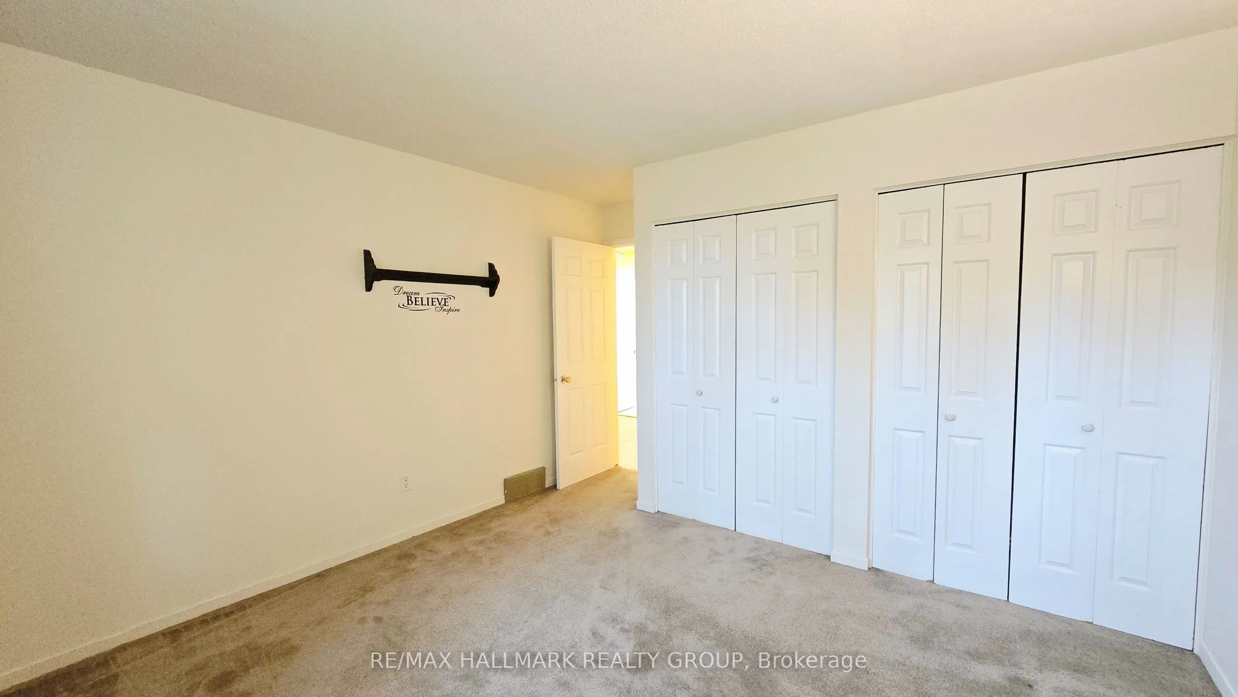 860 Munro Drive
