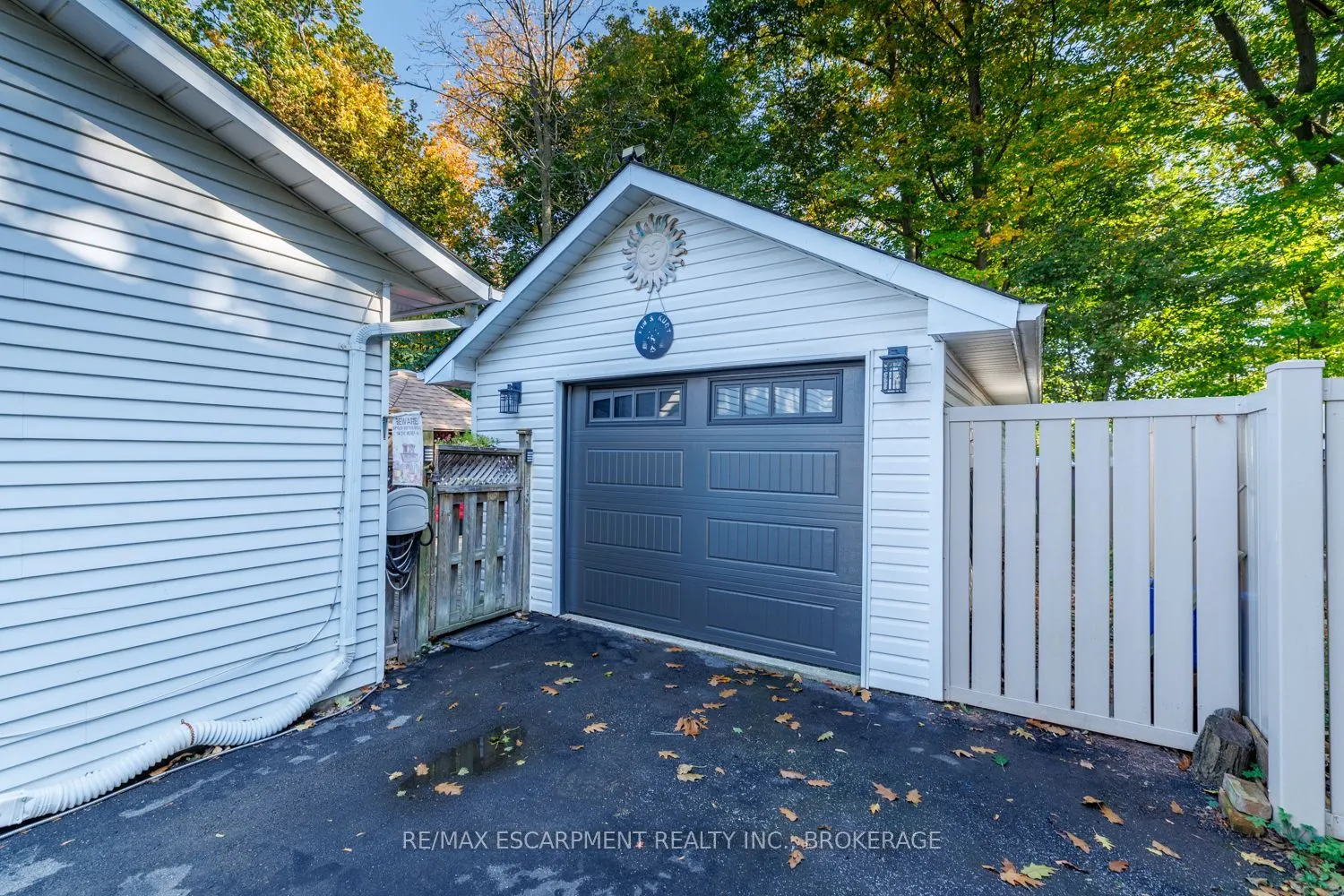 24 Inglewood Court