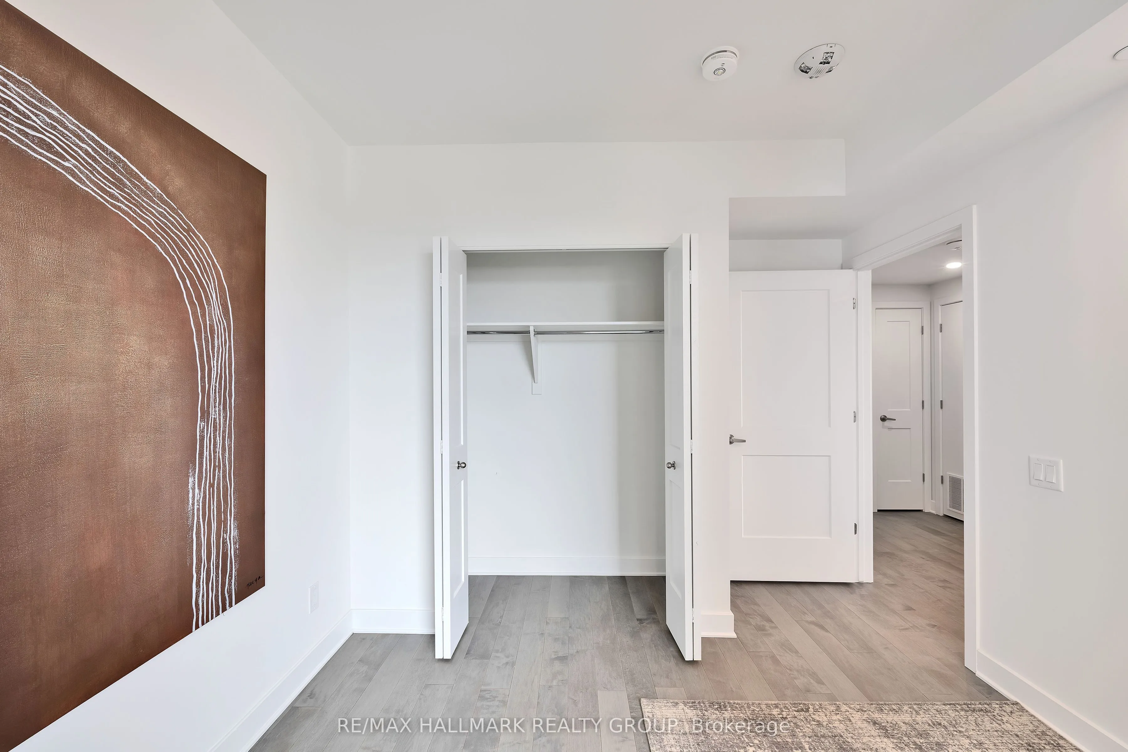 180 George Street #1407