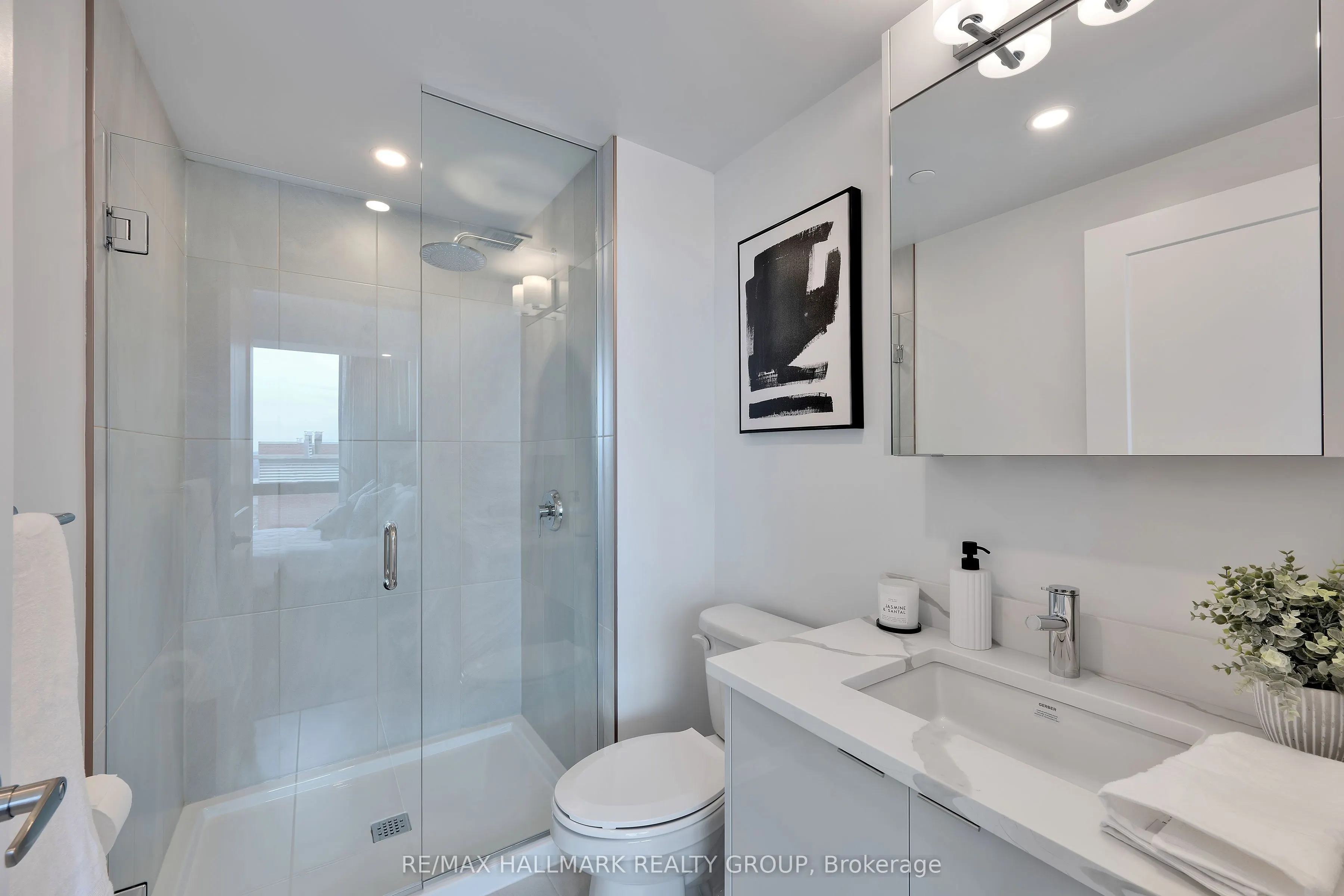 180 George Street #1407