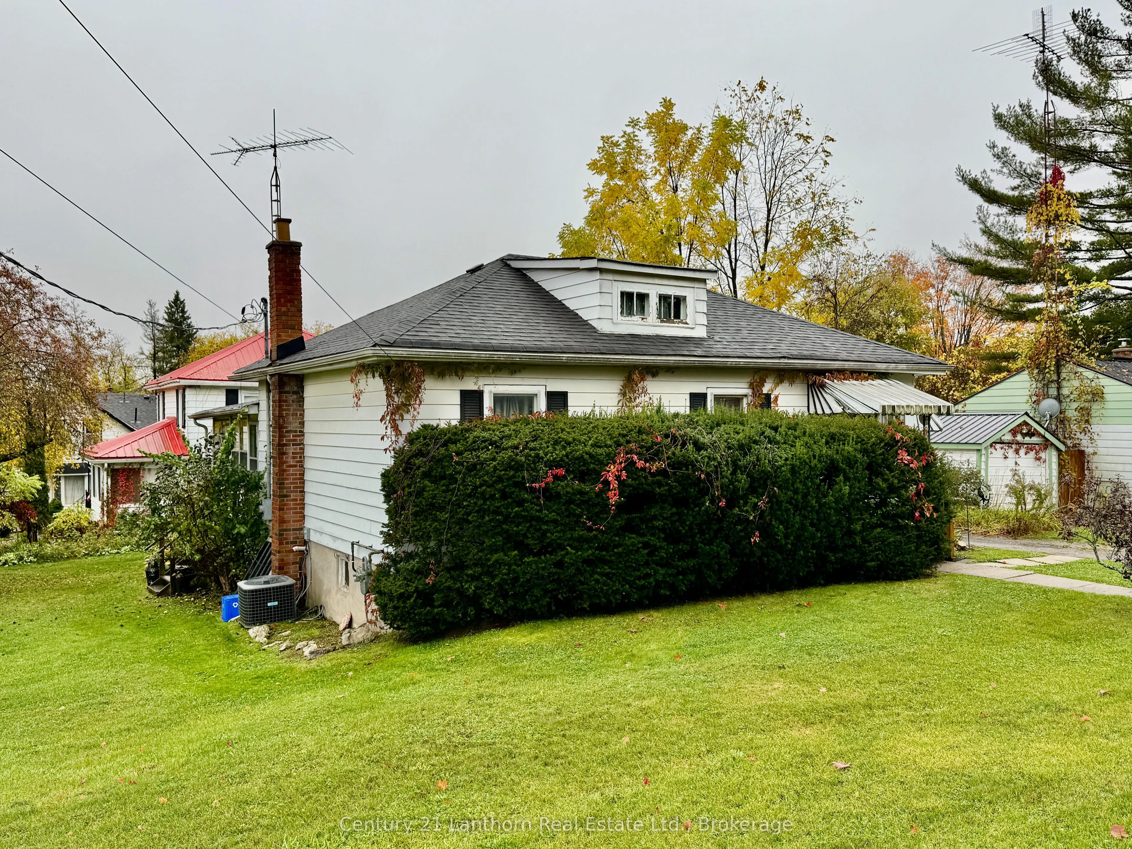 28 Madoc Street