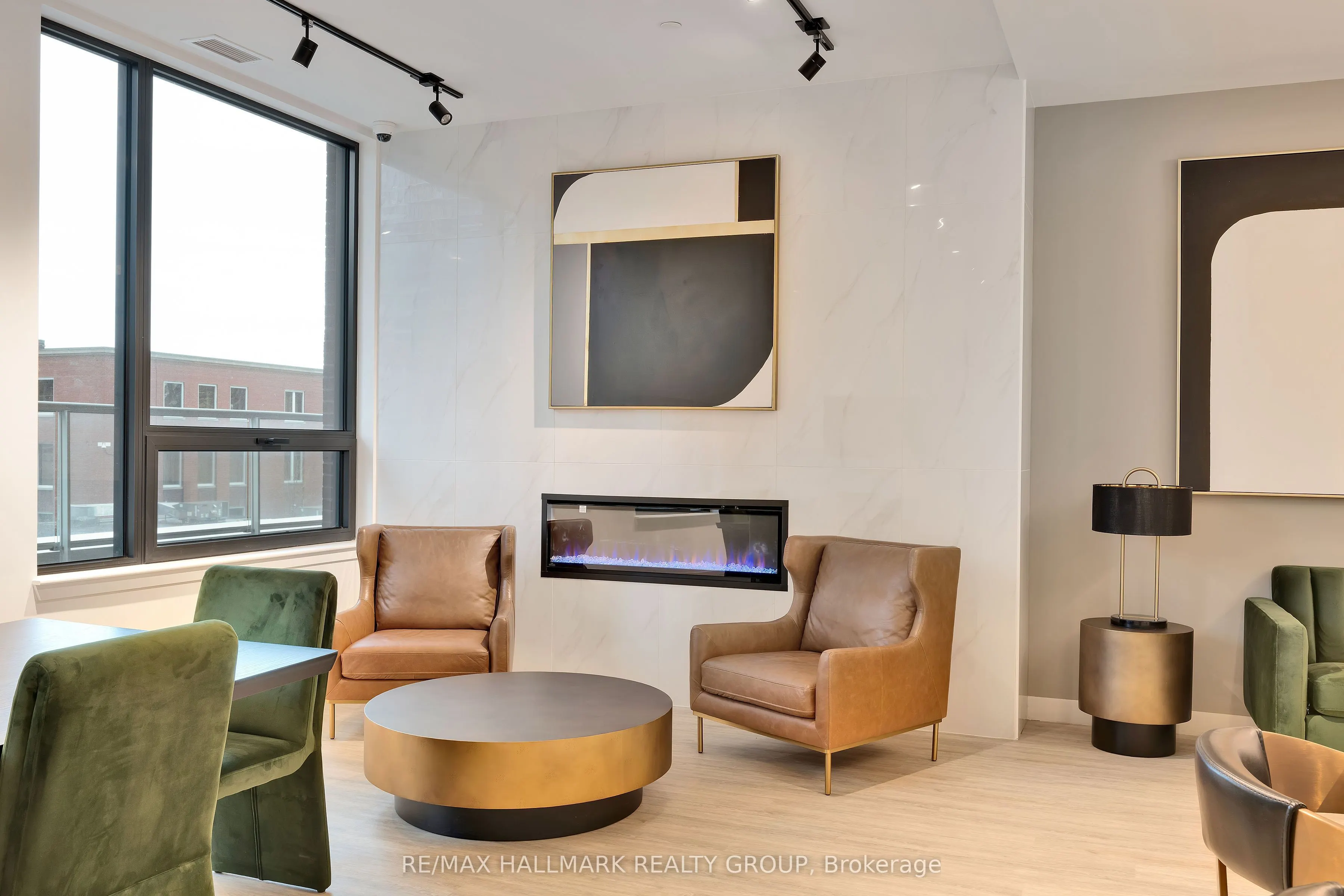 180 George Street #2603