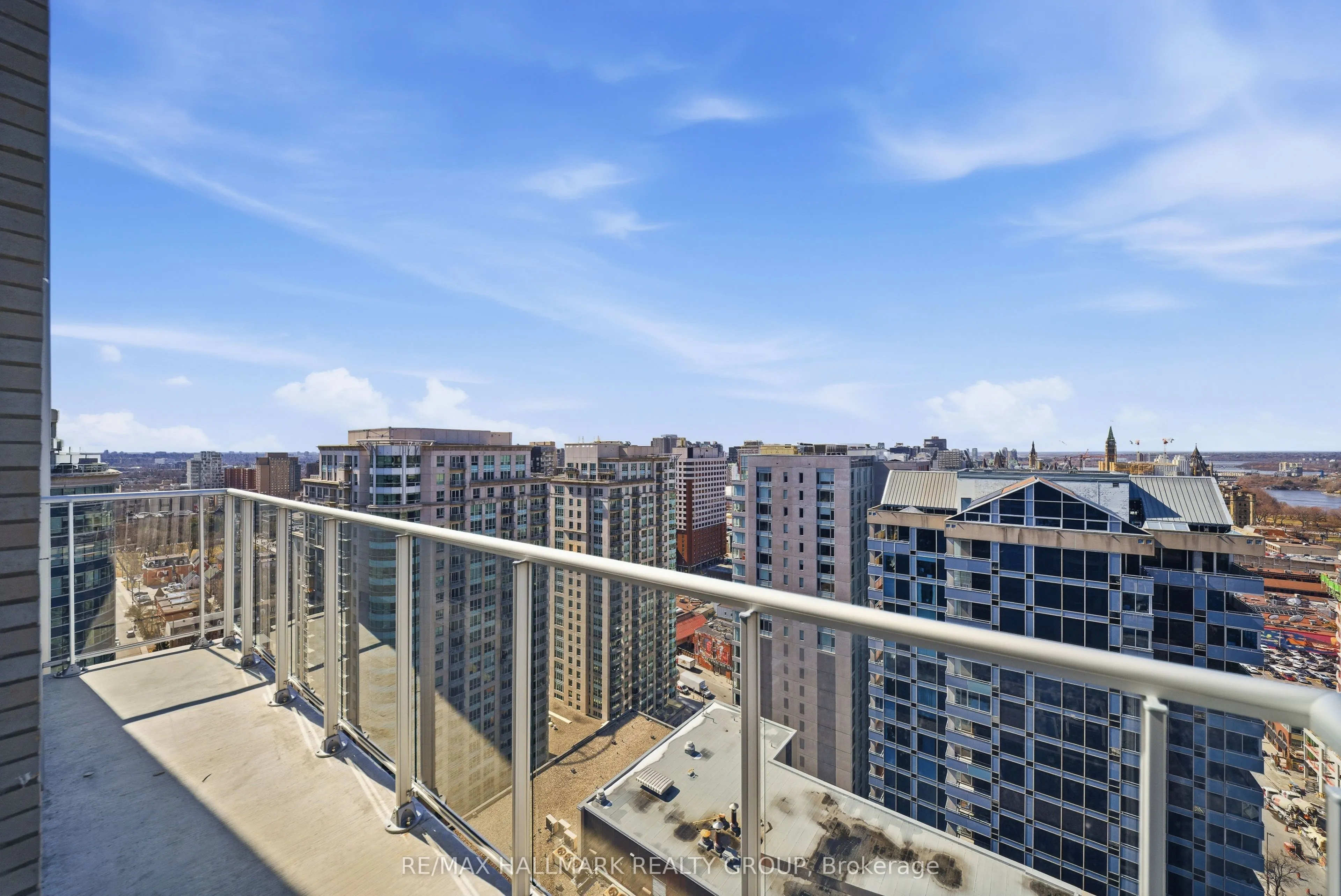 180 George Street #2601