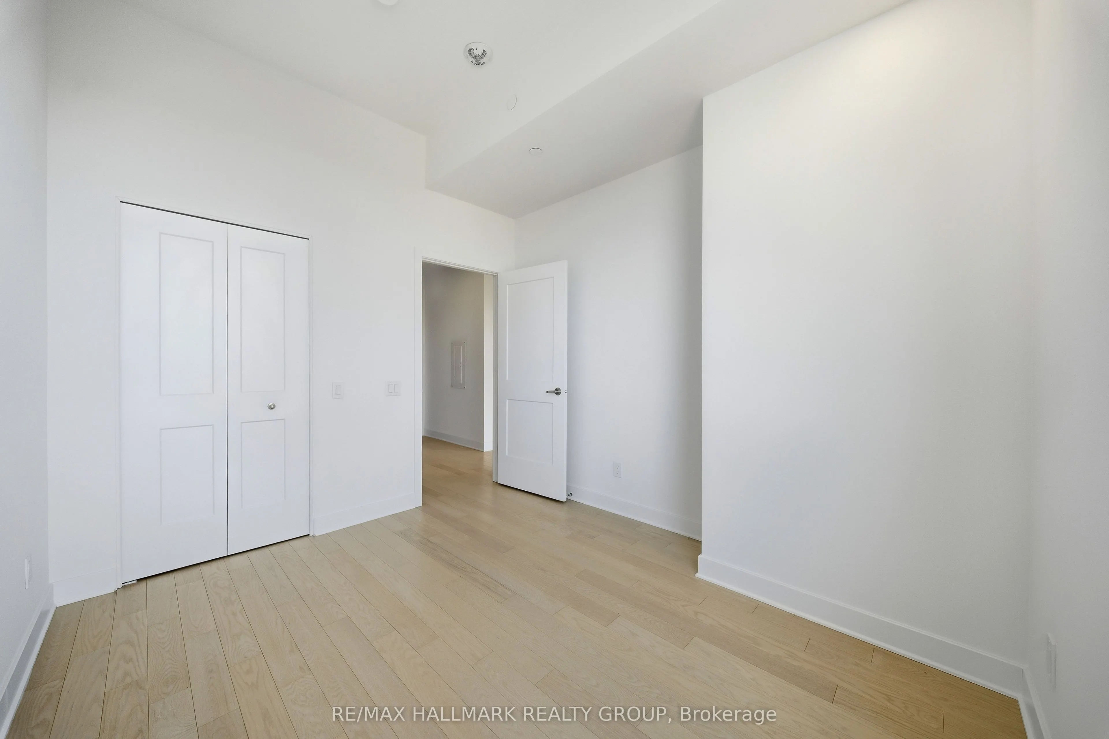 180 George Street #2601