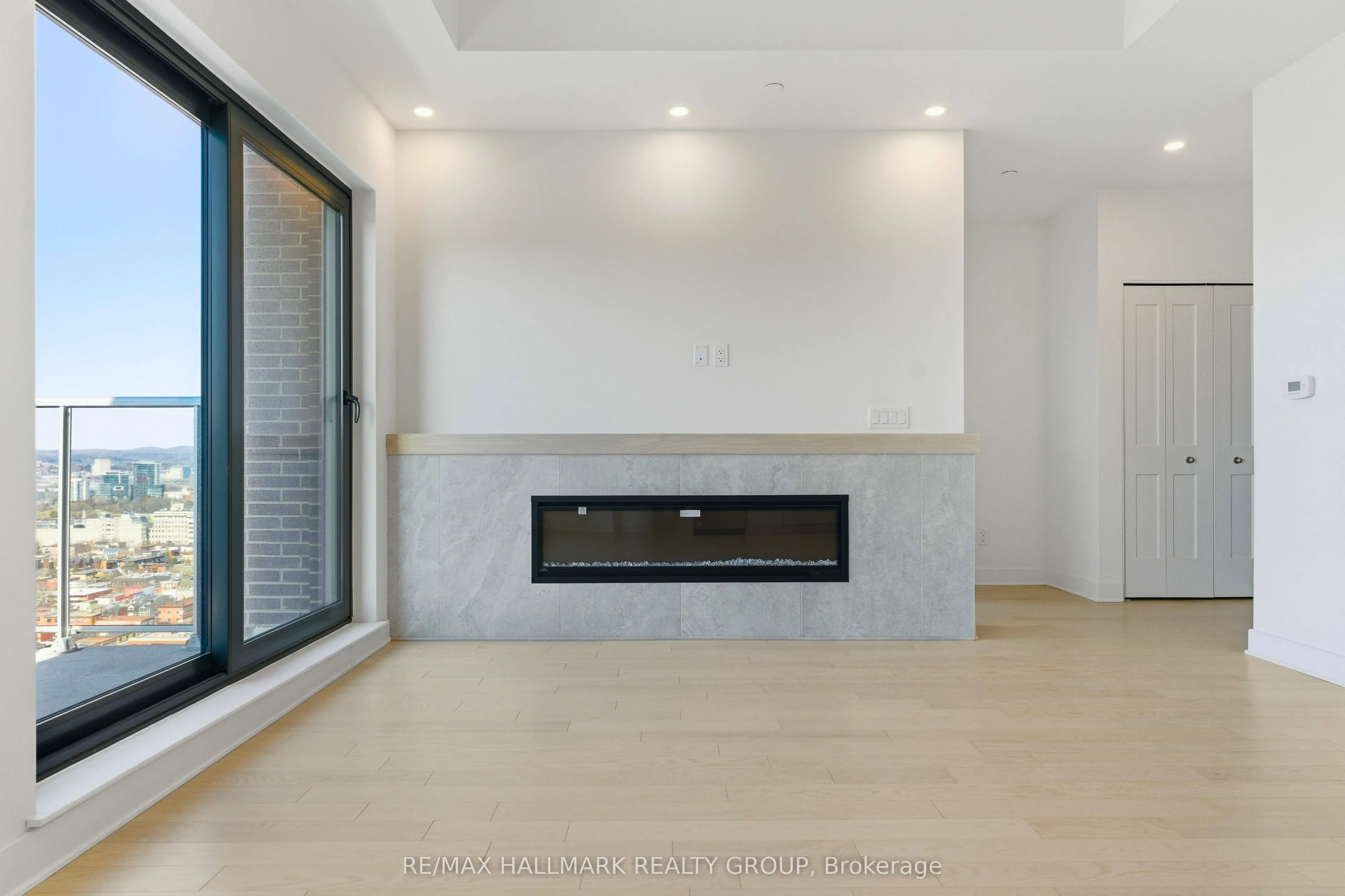 180 George Street #2601