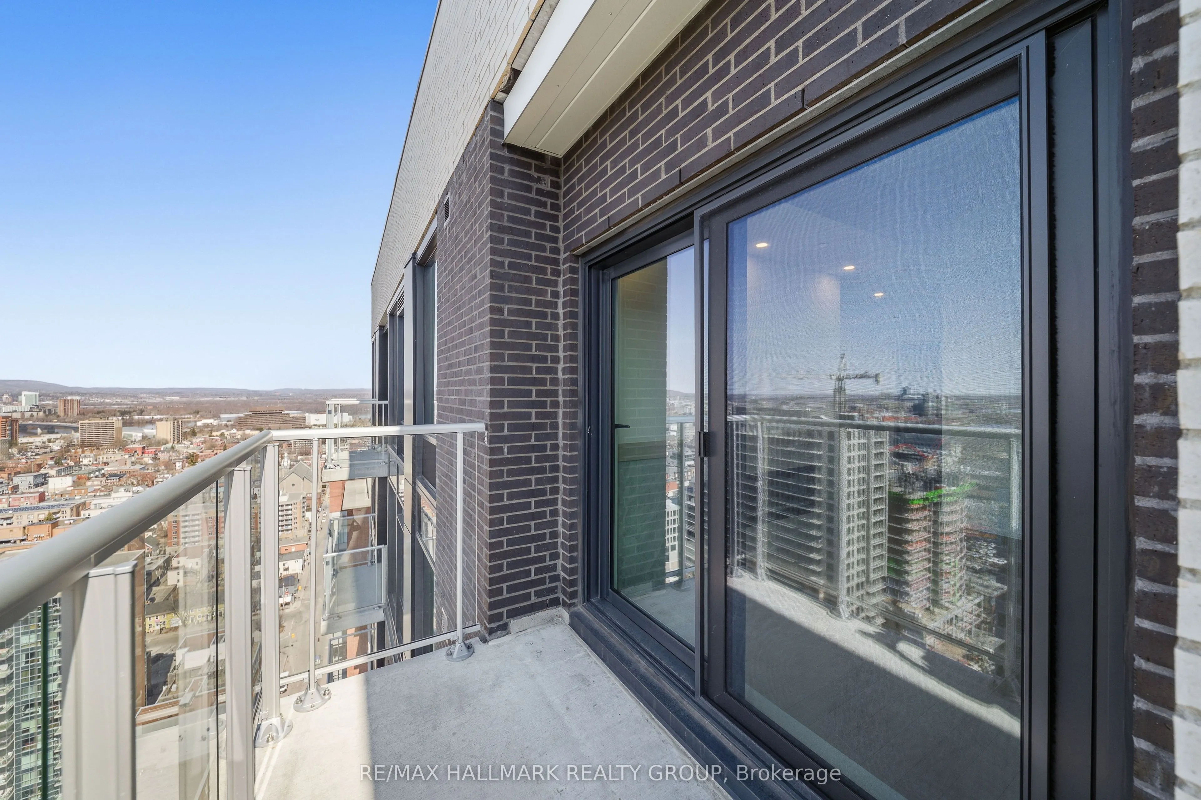 180 George Street #2601