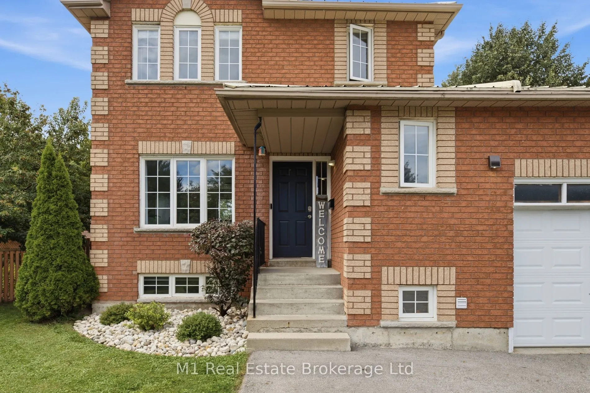 308 Daniel Crescent