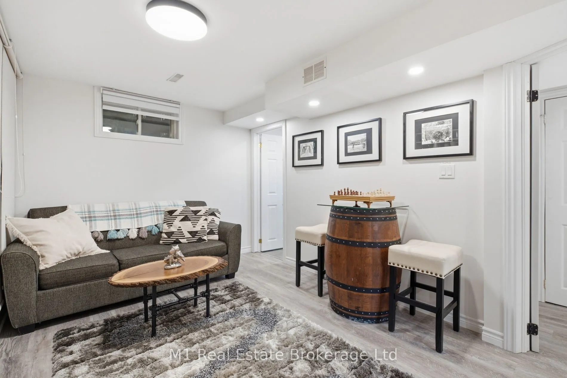 308 Daniel Crescent