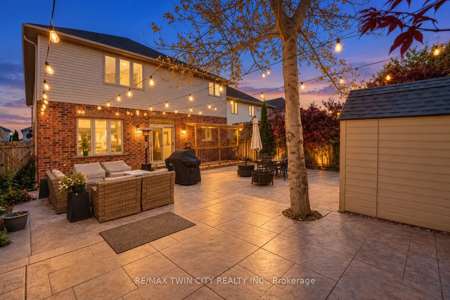 444 Thomas Slee Drive