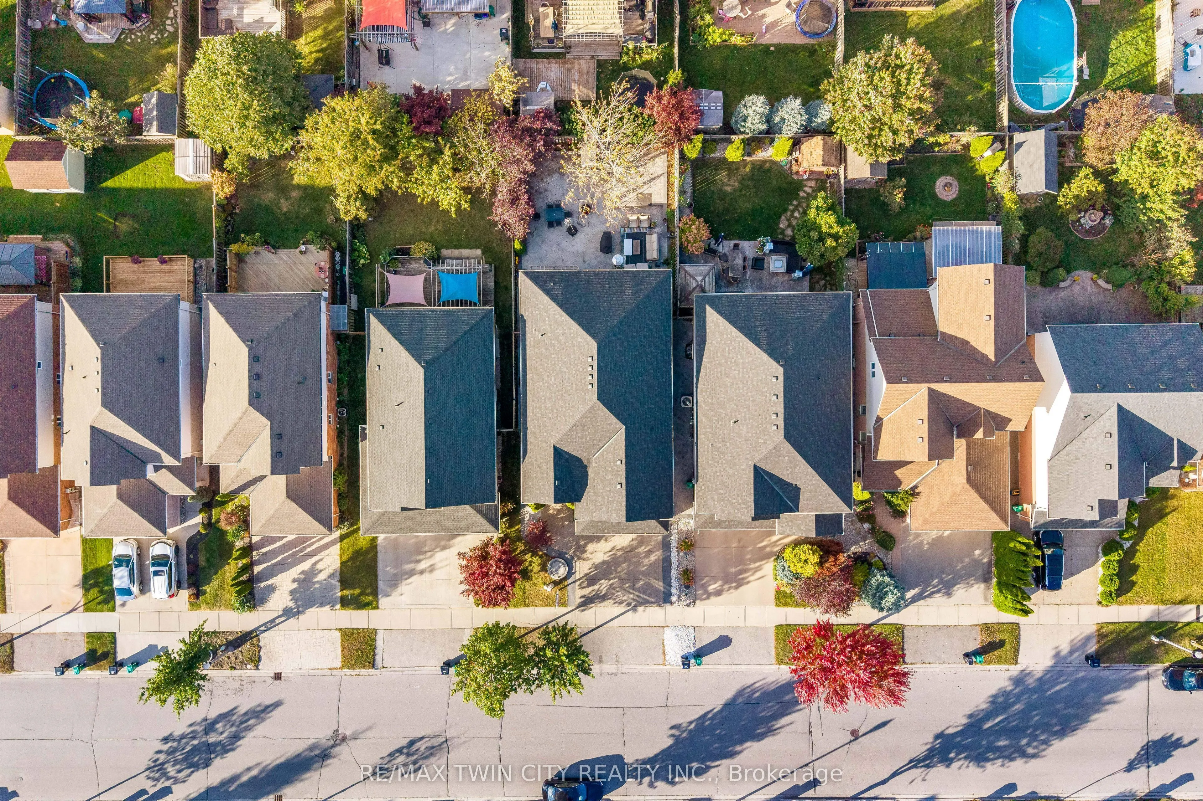 444 Thomas Slee Drive