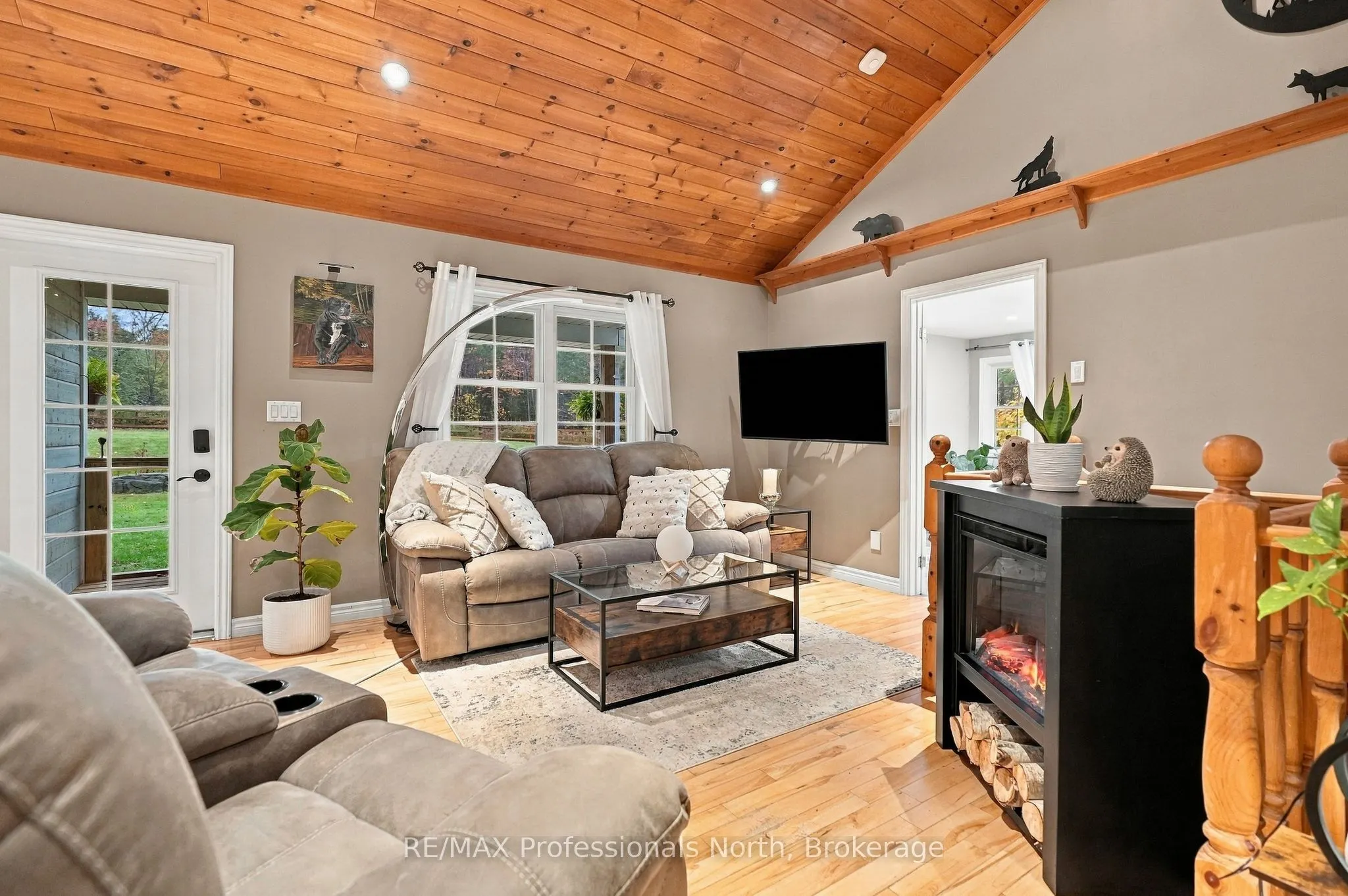 1276 Limberlost Road