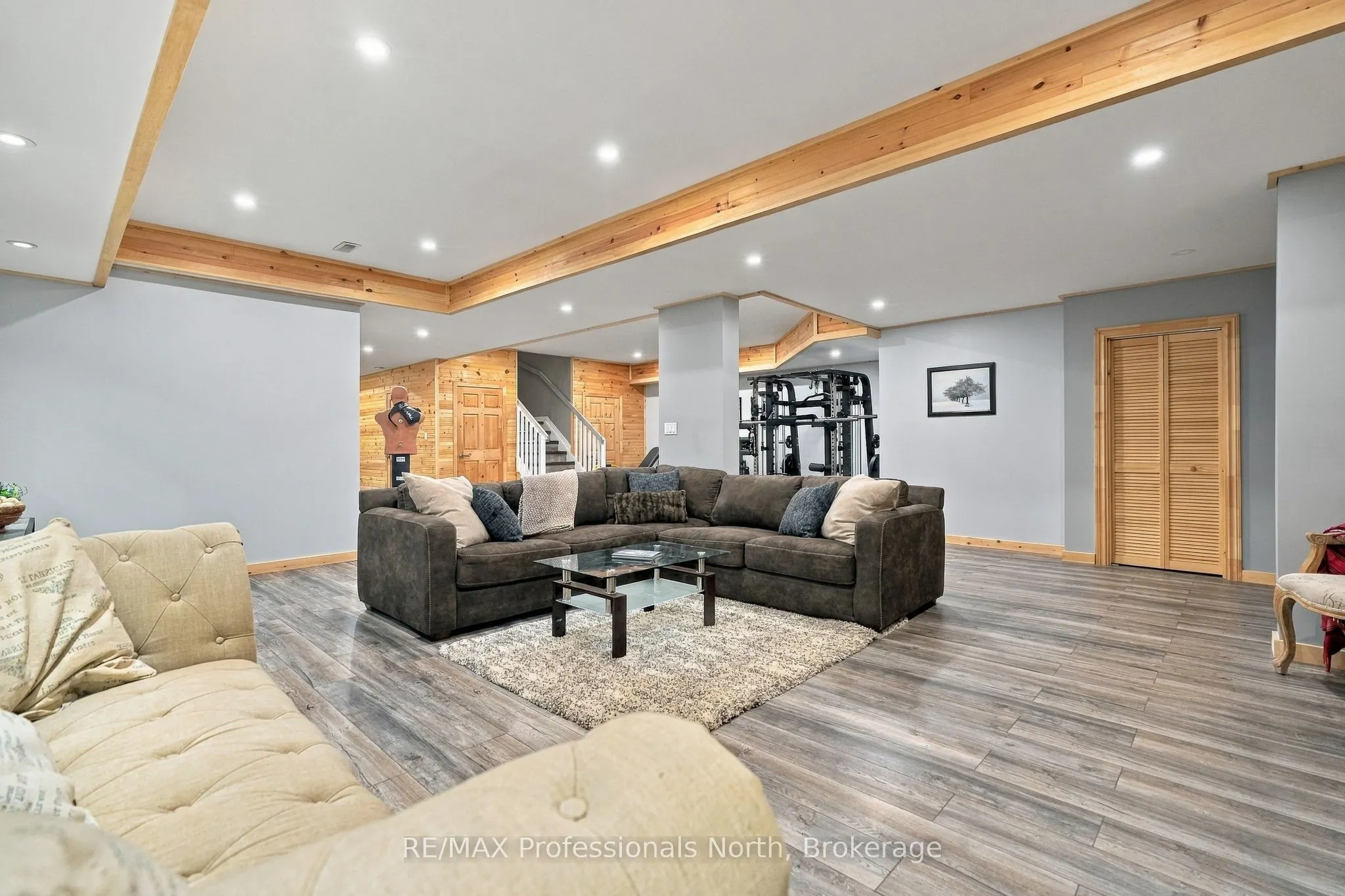 1276 Limberlost Road