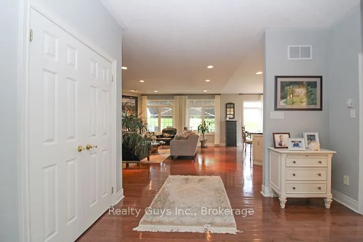 16 Crescent Moon Lane