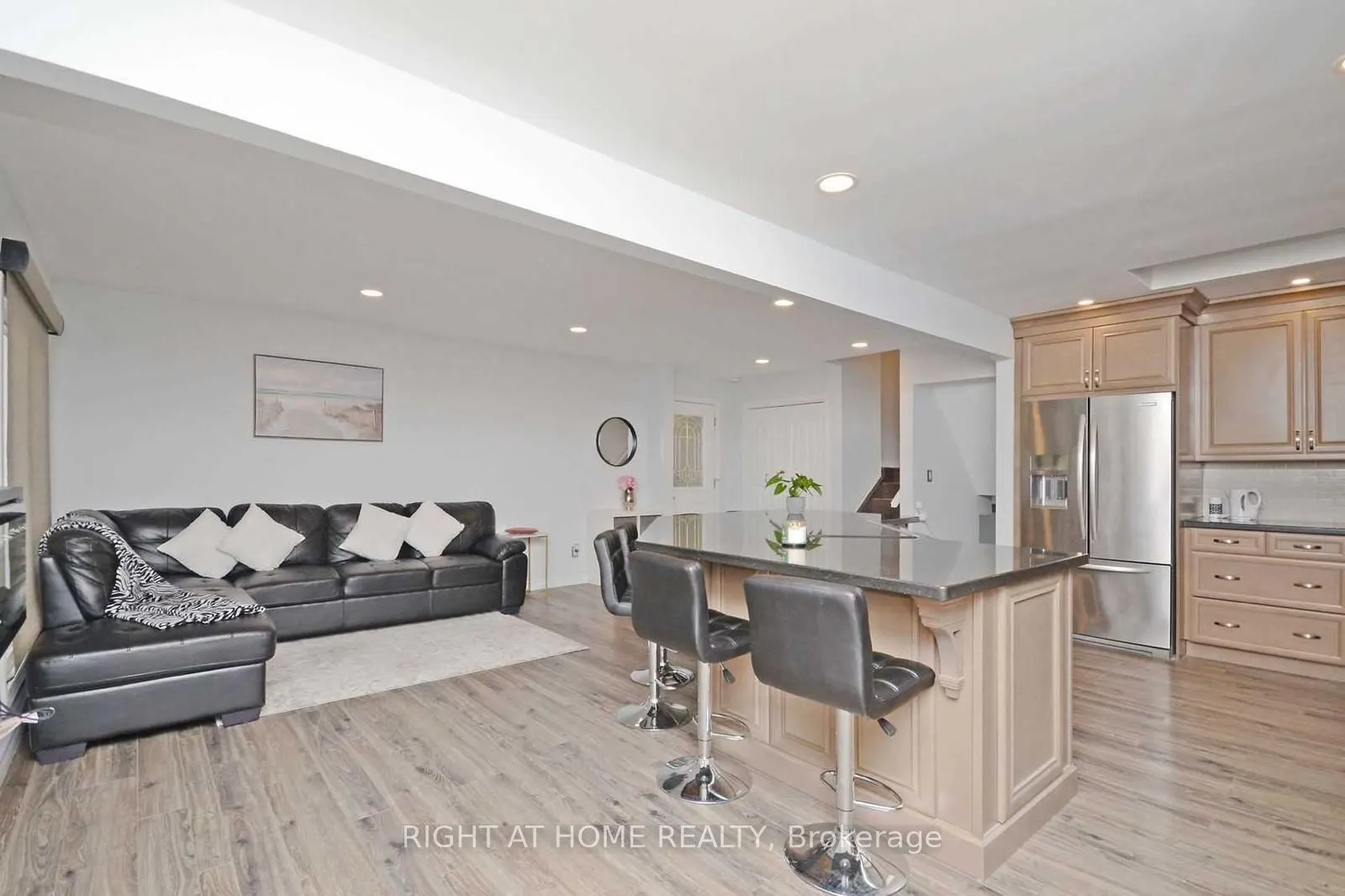 7123 BARTO Crescent