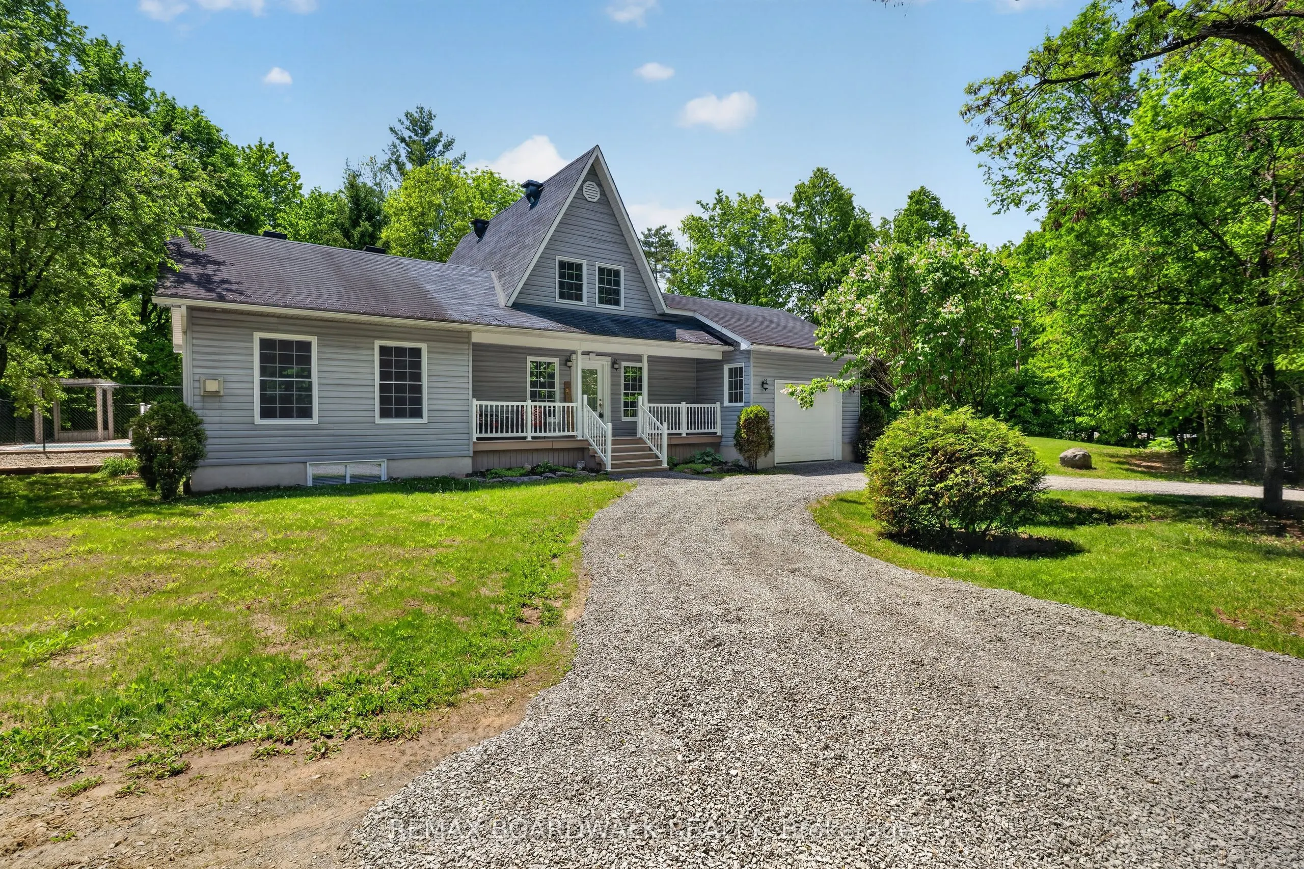 14930 Concession 10-11 Road