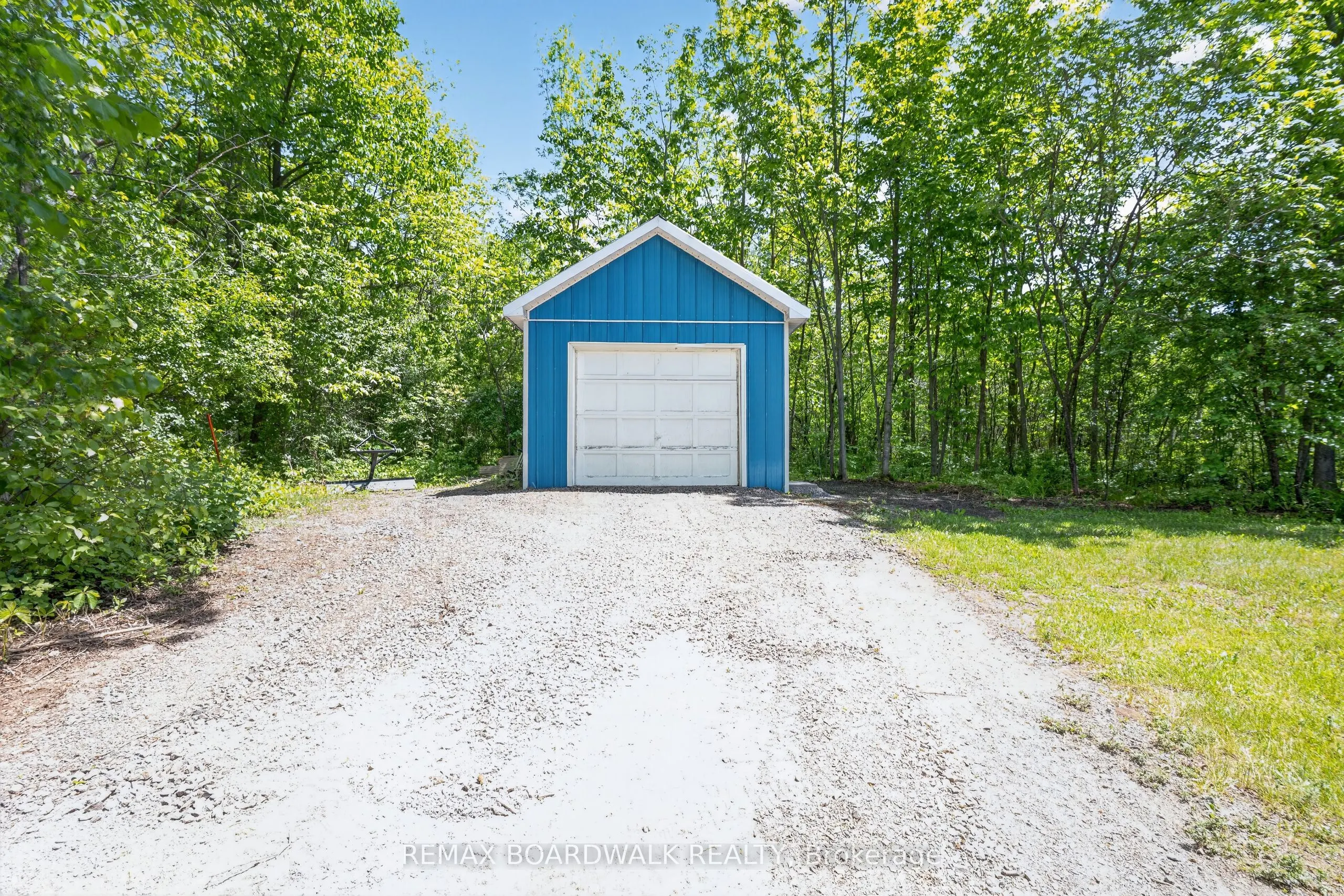 14930 Concession 10-11 Road