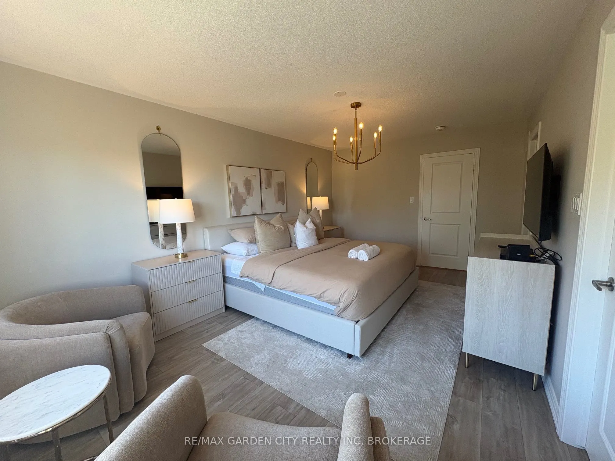 7460 BAYCREST Common
