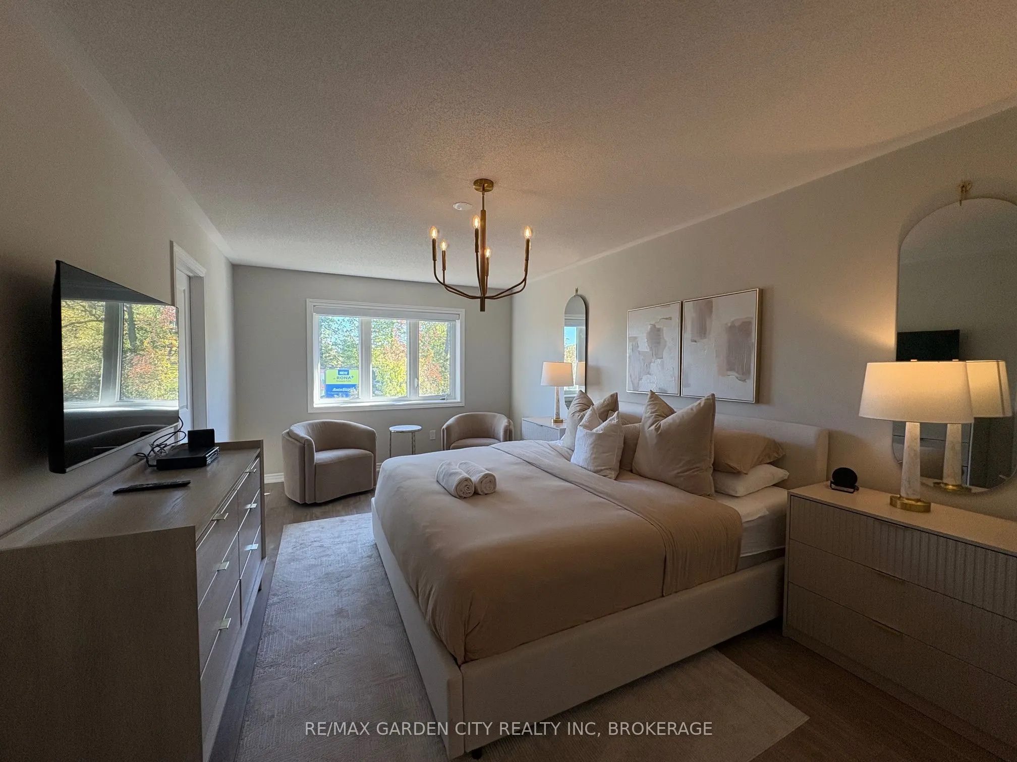 7460 BAYCREST Common