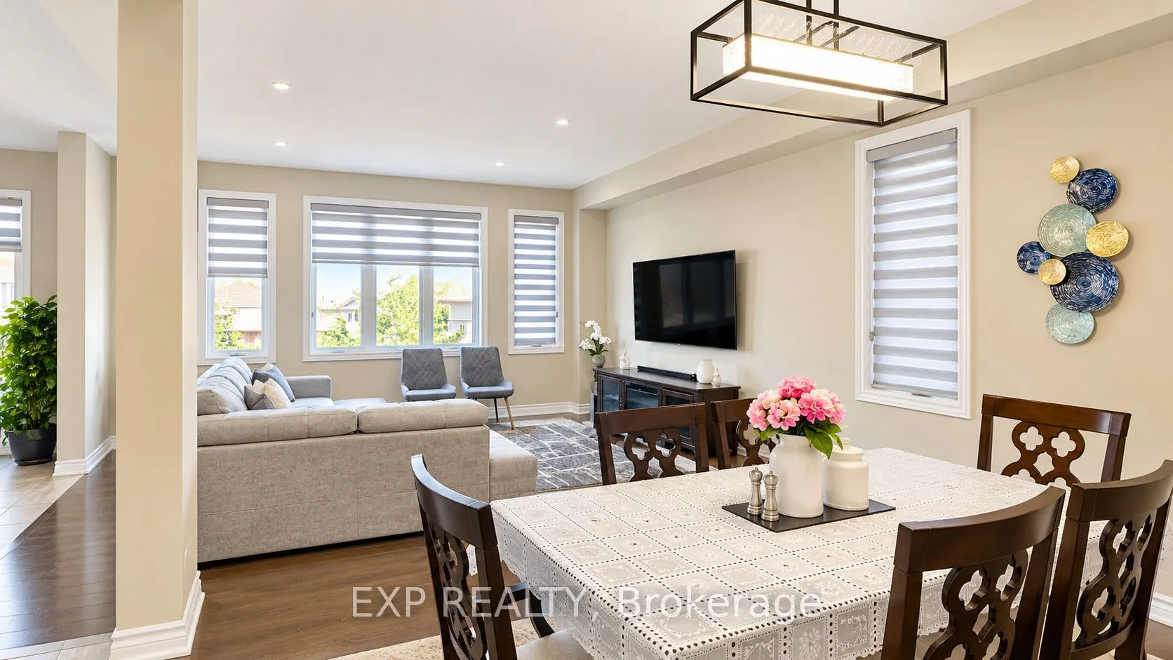 355 BEECHDROPS Drive #Upper