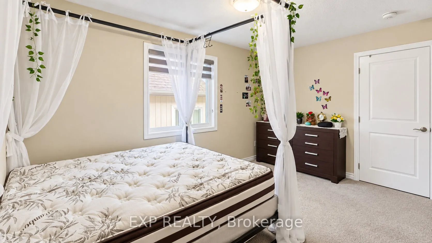 355 BEECHDROPS Drive #Upper
