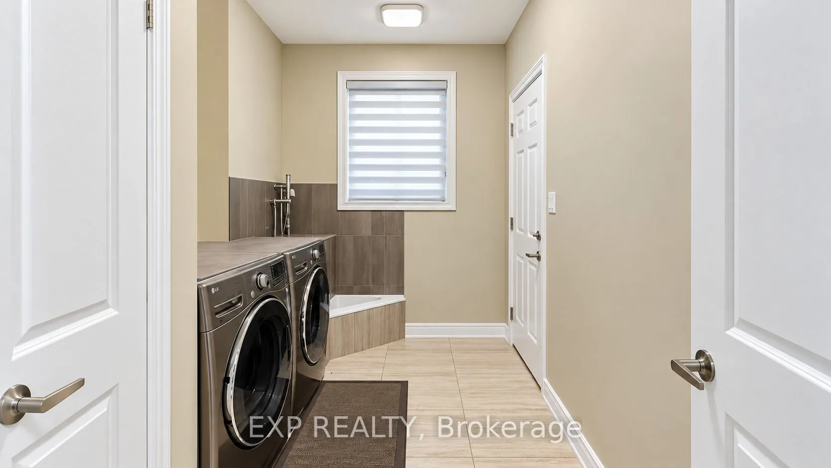 355 BEECHDROPS Drive #Upper