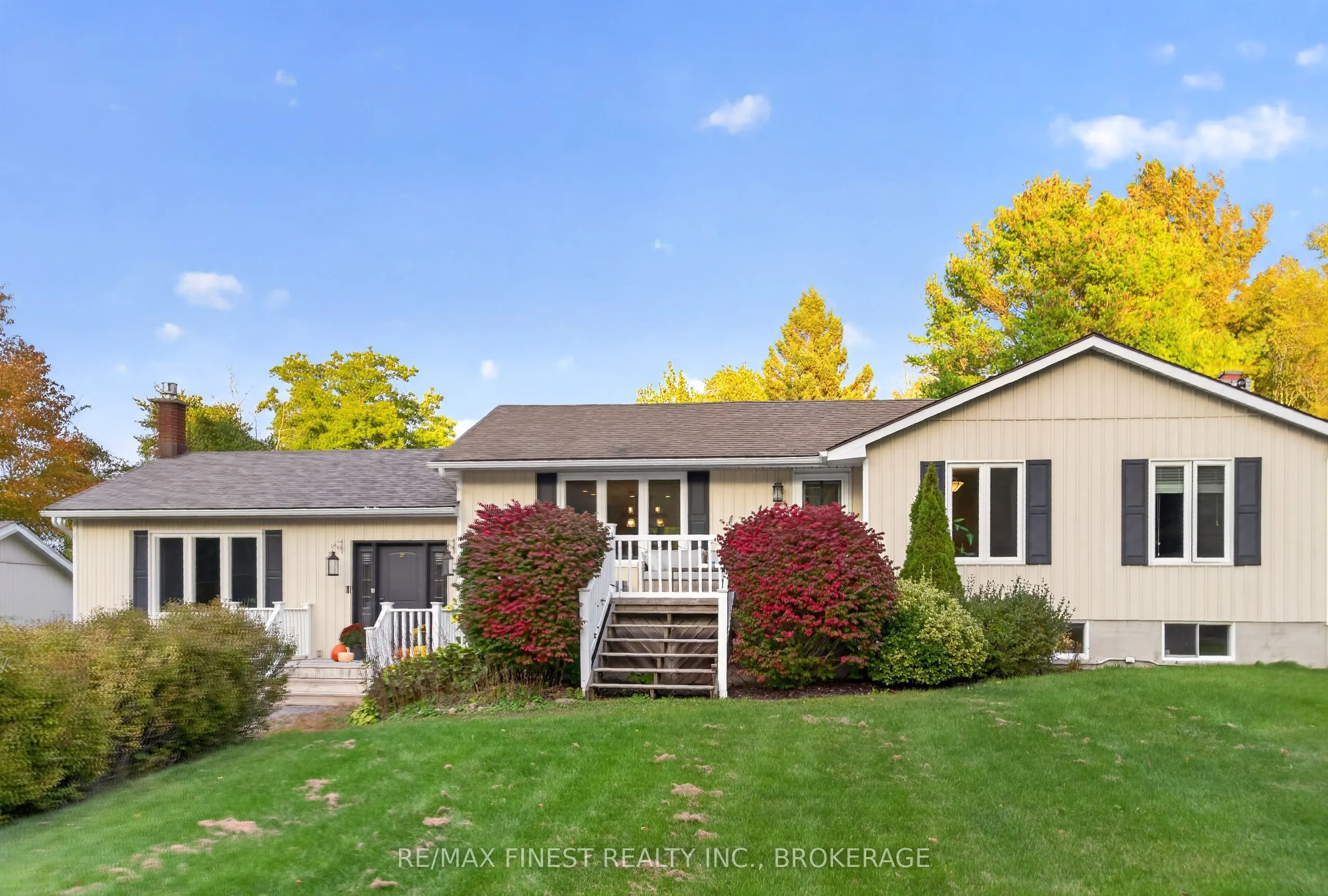 466 MacKenzie Road