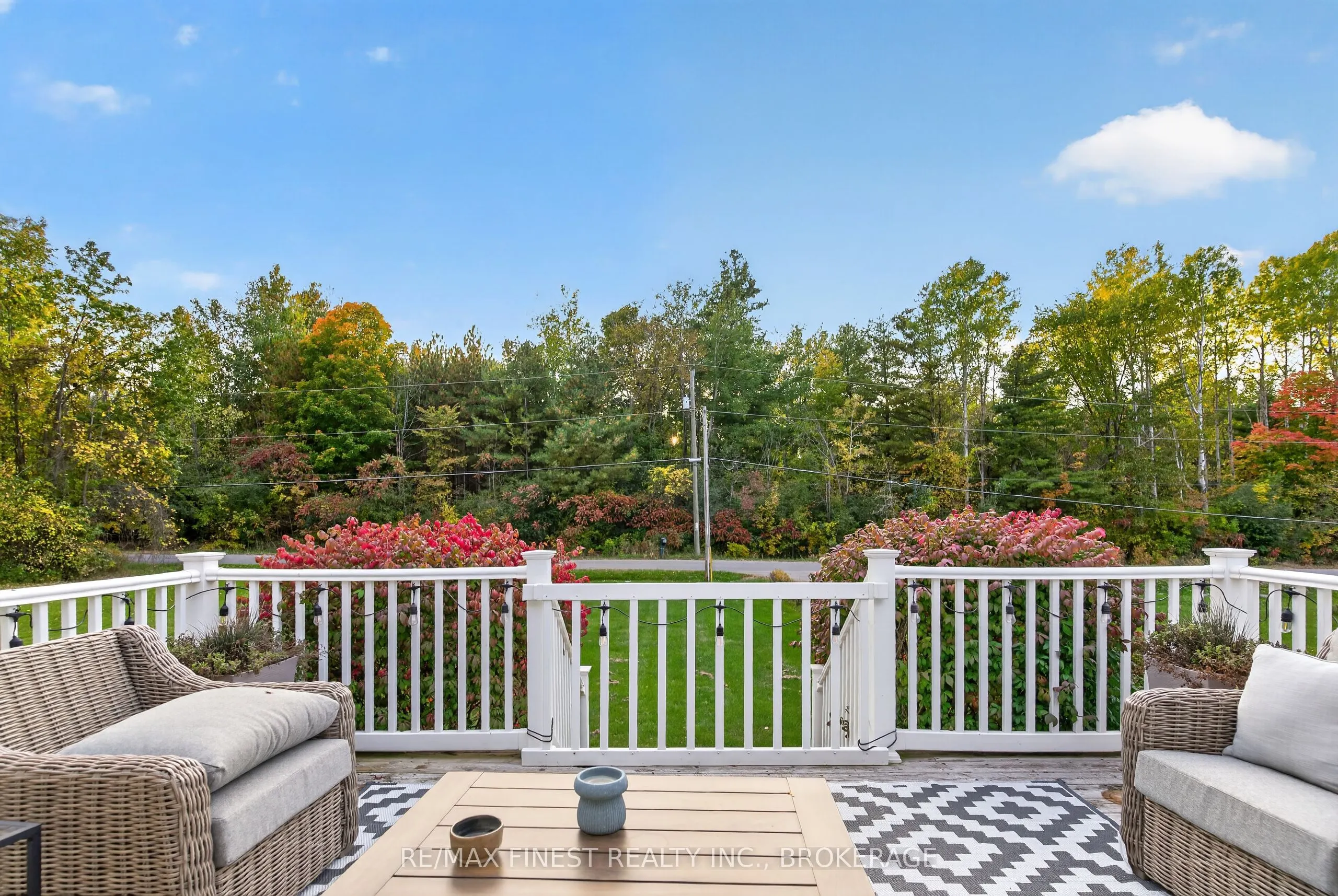 466 MacKenzie Road