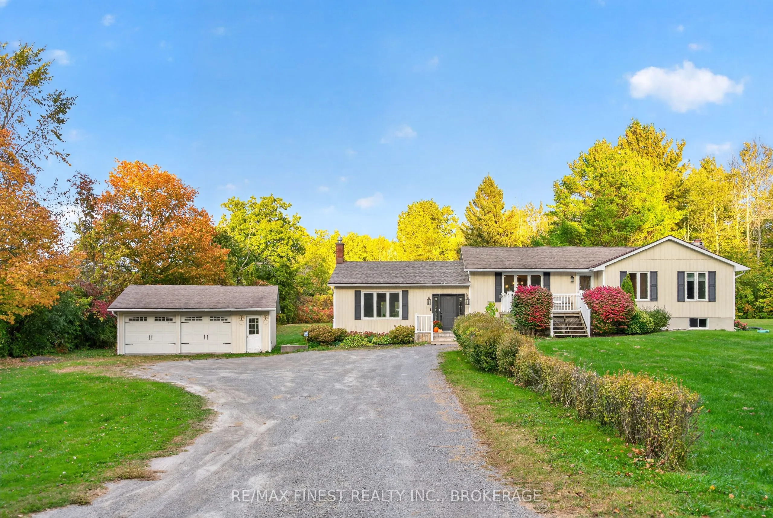 466 MacKenzie Road