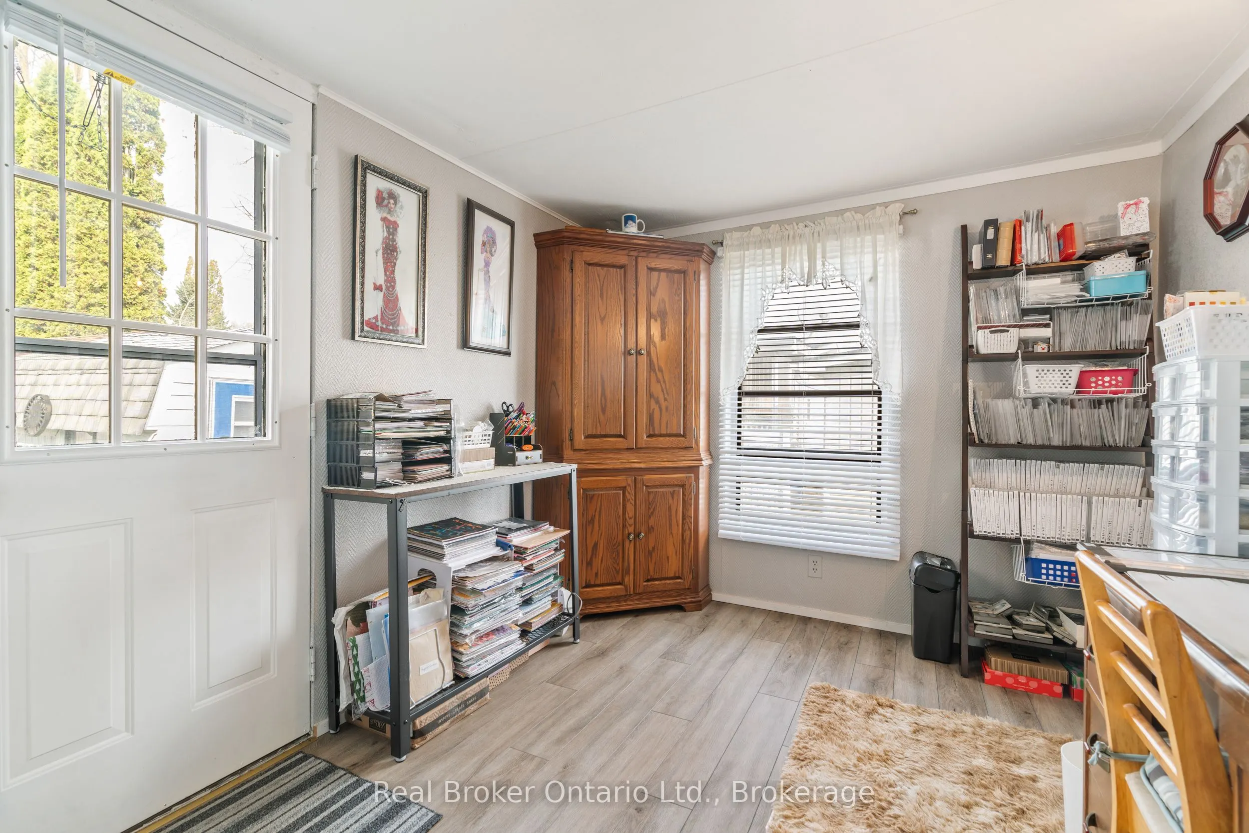 524 POPLAR Place