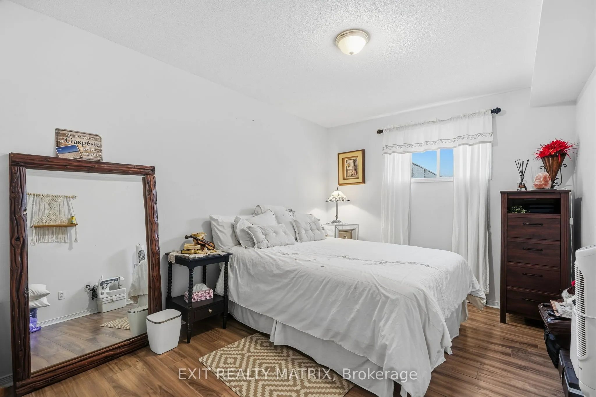 1021 Jacynthe Street