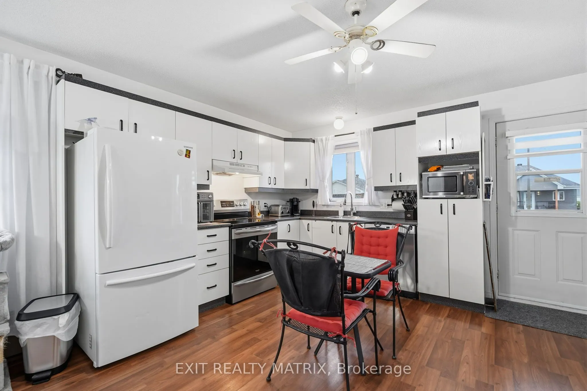 1021 Jacynthe Street