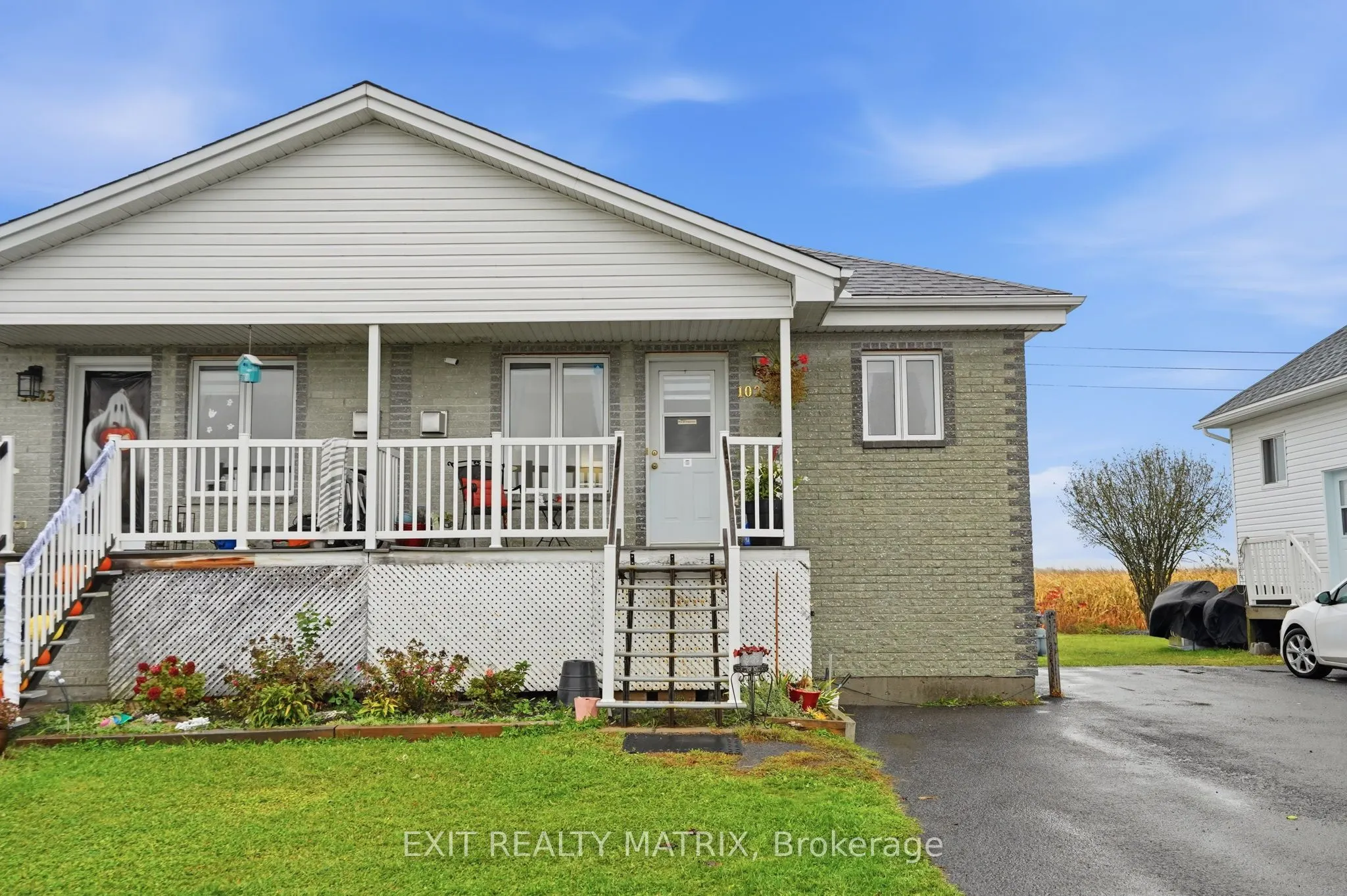 1021 Jacynthe Street