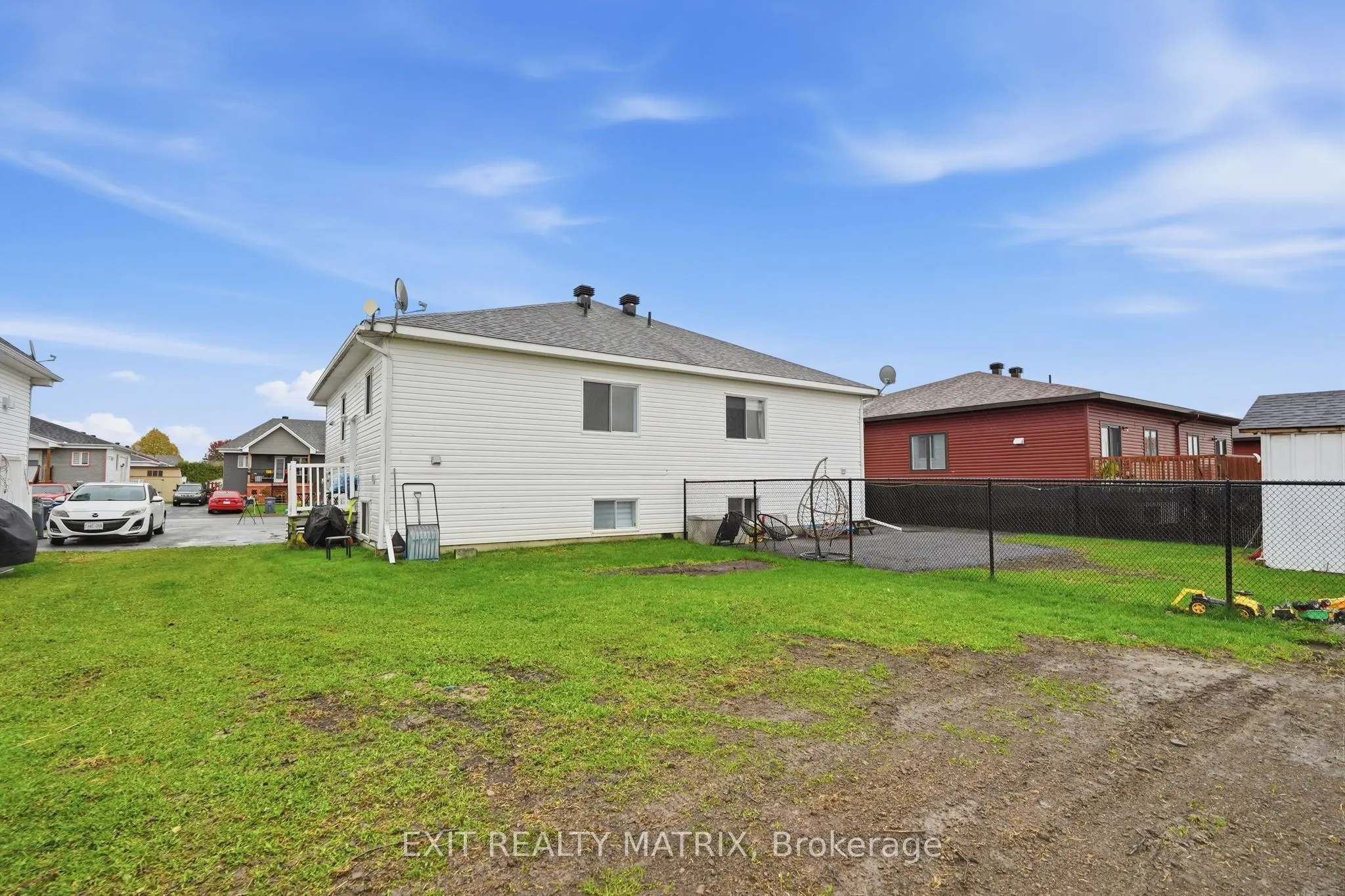 1021 Jacynthe Street