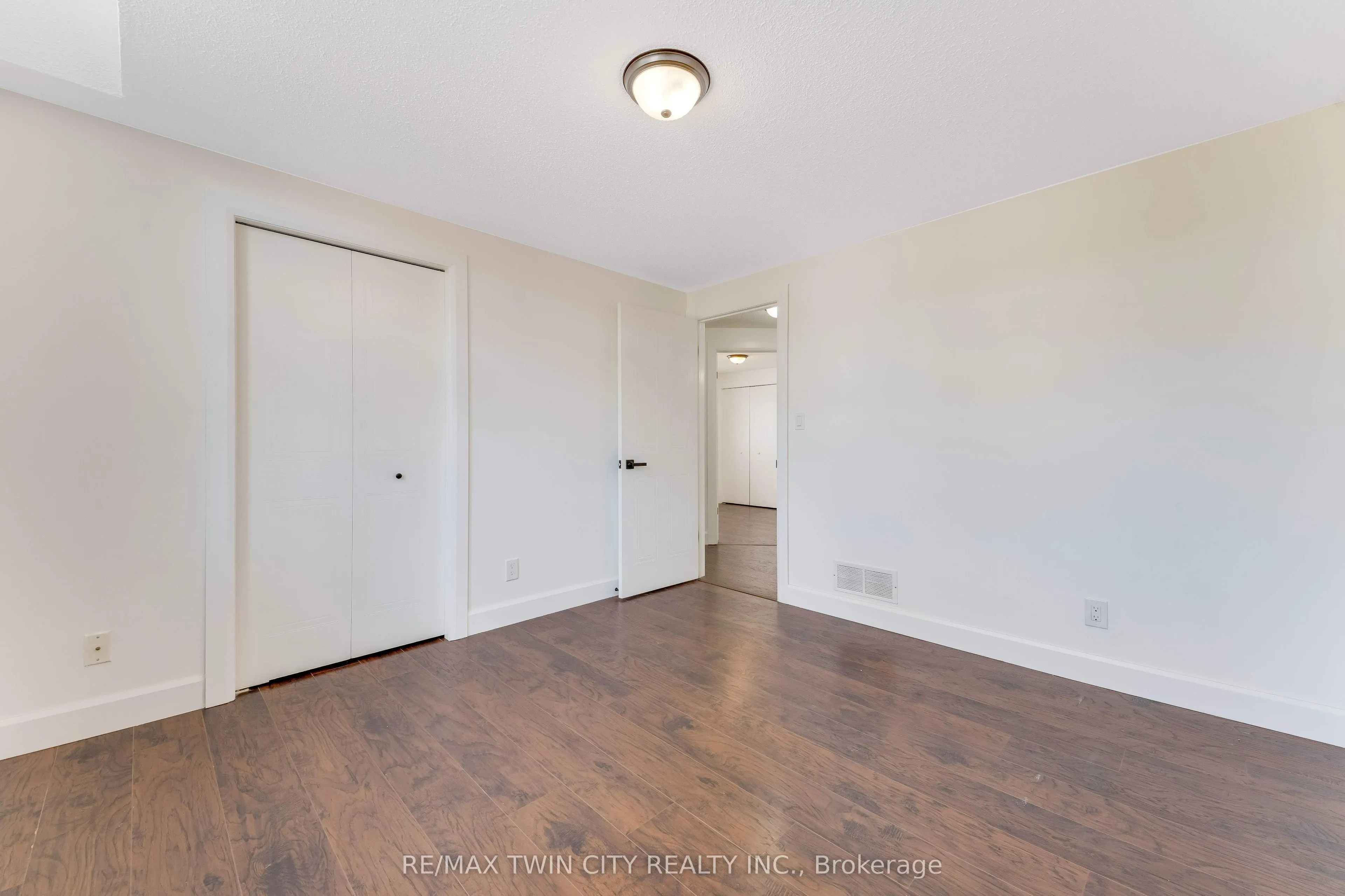 31 Swartz Street