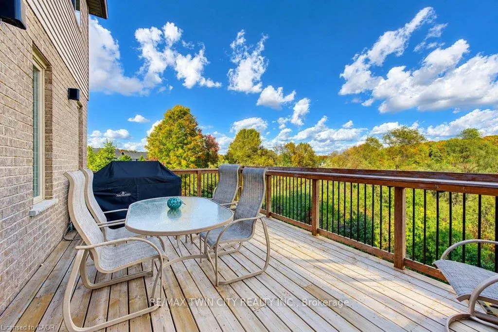 524 SUNDEW Drive