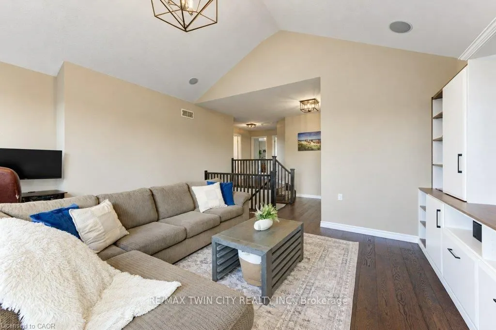 524 SUNDEW Drive